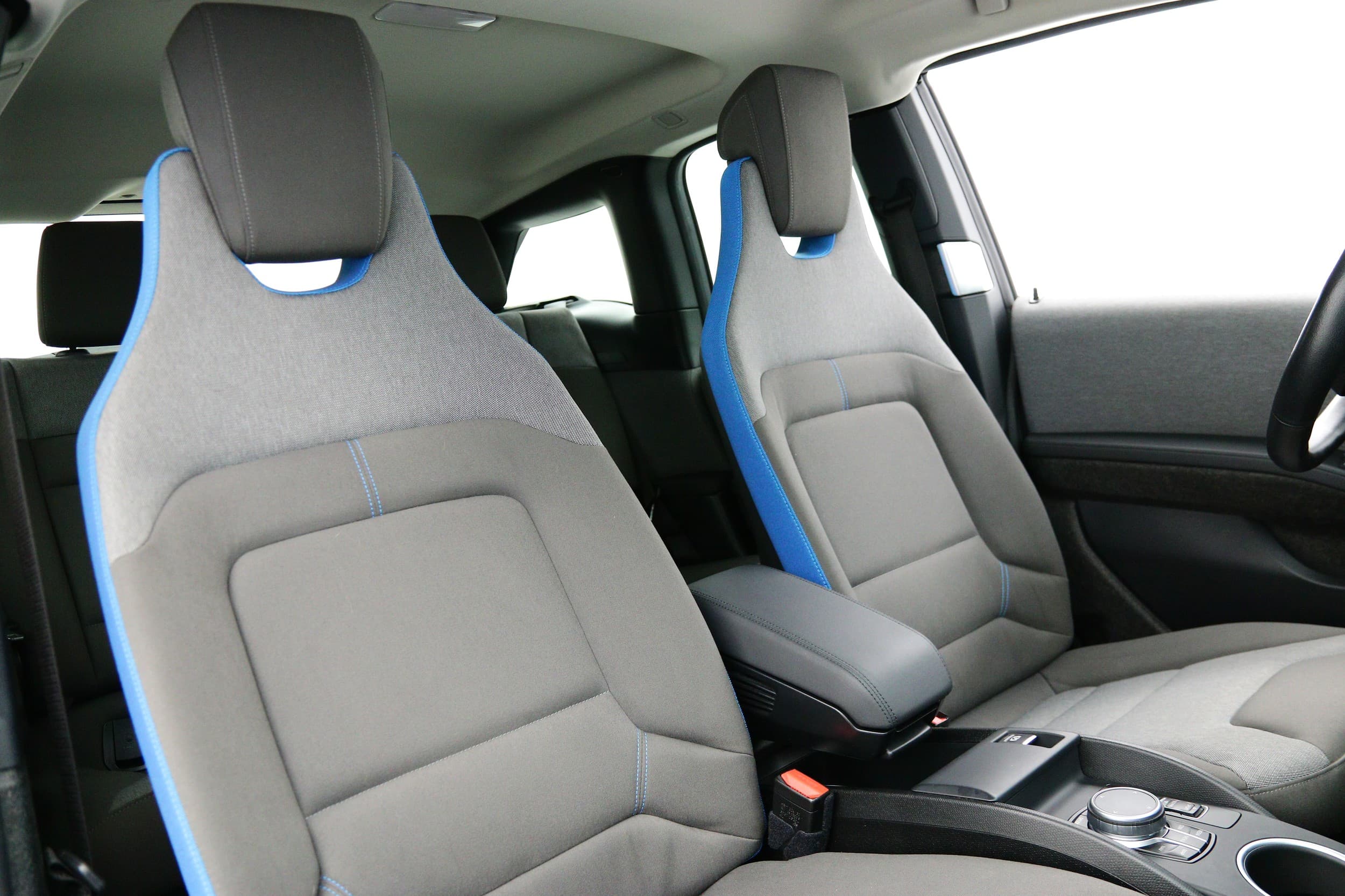 BMW i3s
