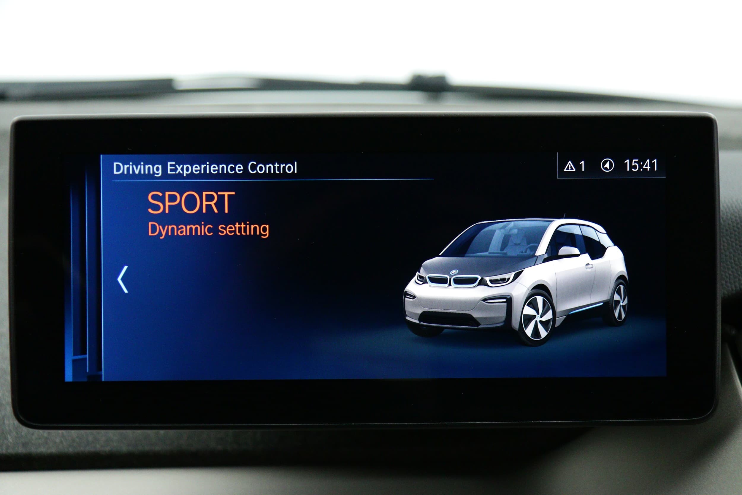BMW i3s