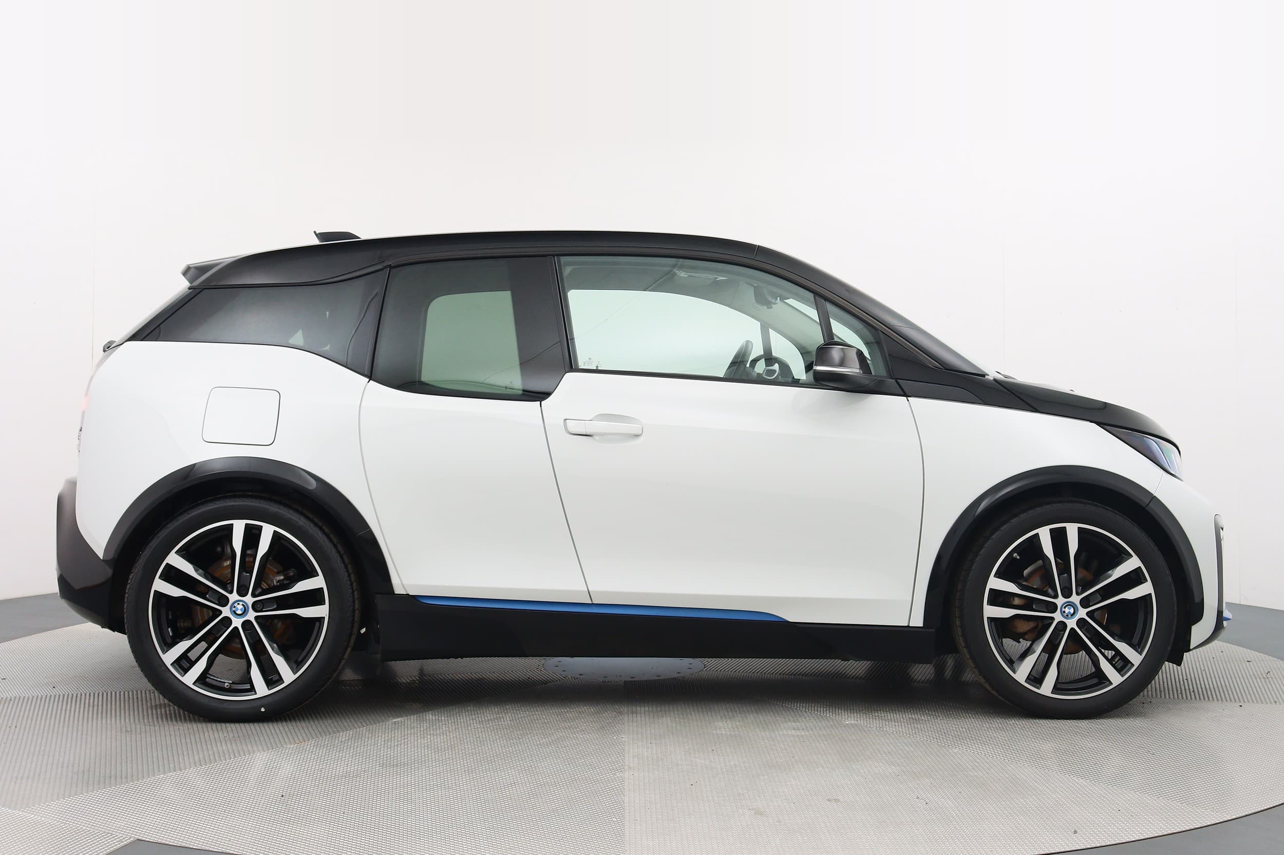 BMW i3s