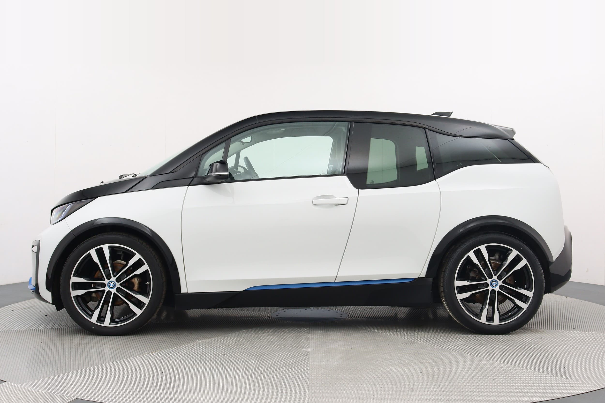 BMW i3s