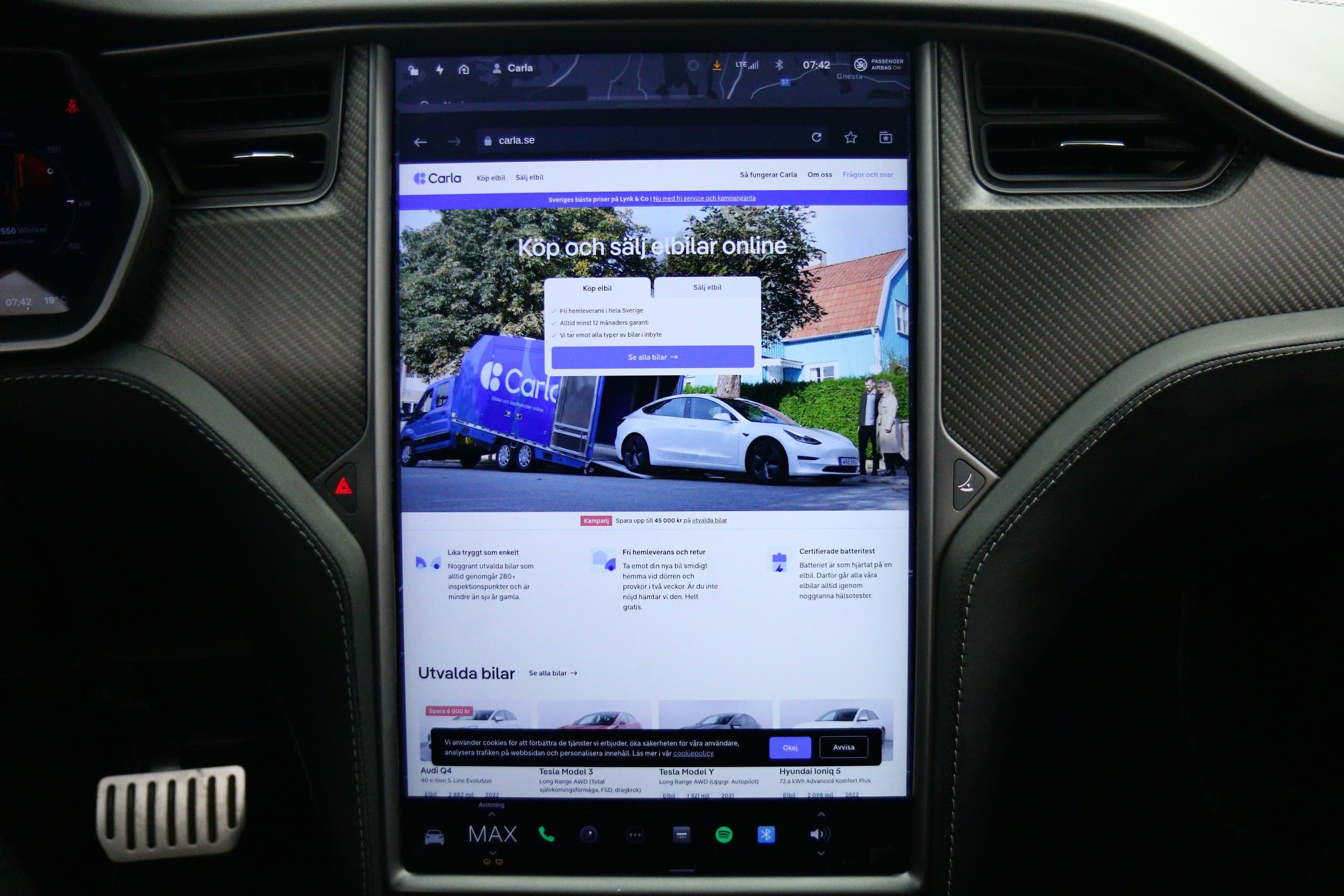 Tesla Model X