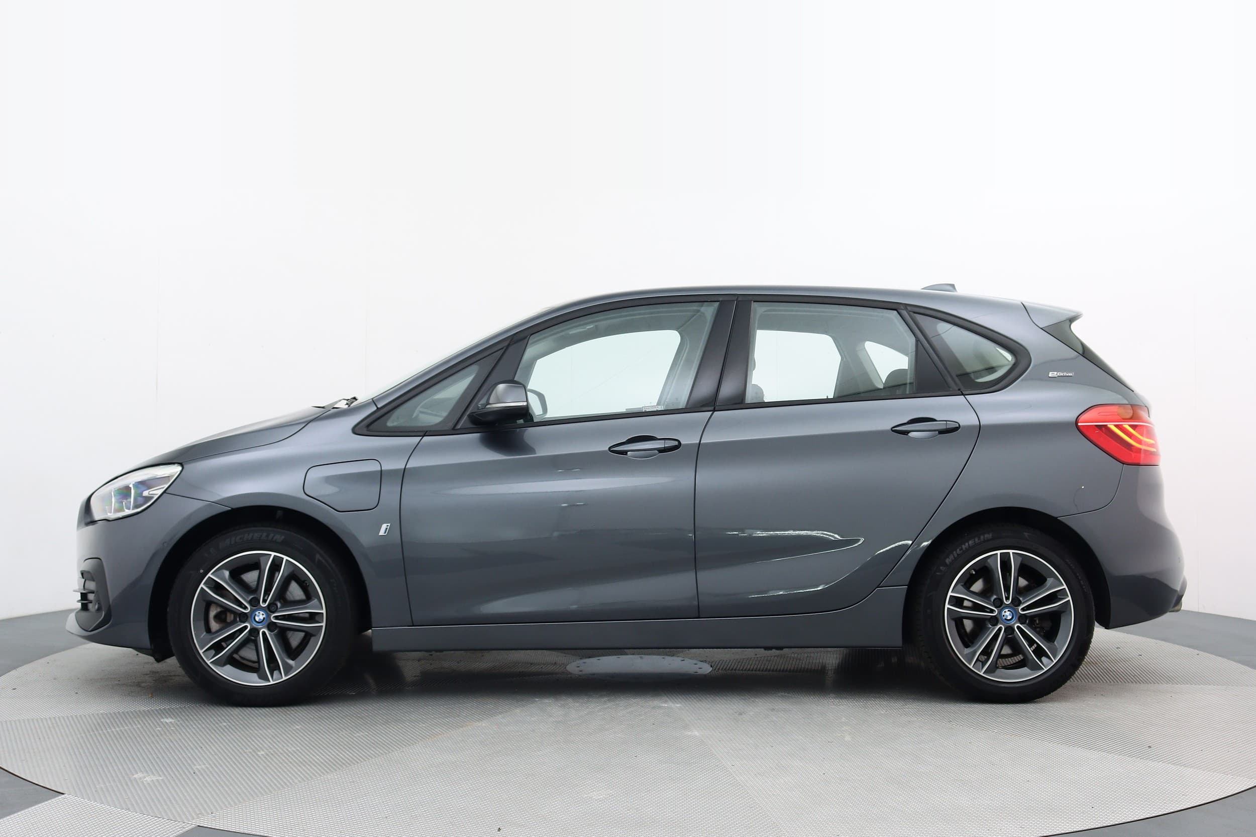 BMW 225xe