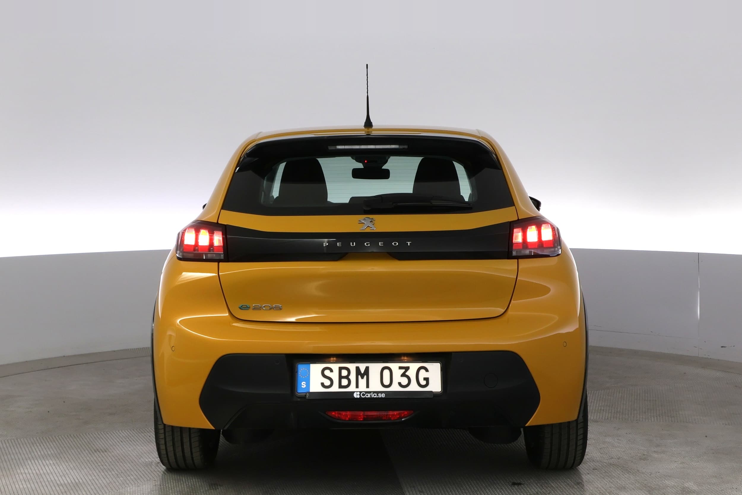 Peugeot e-208
