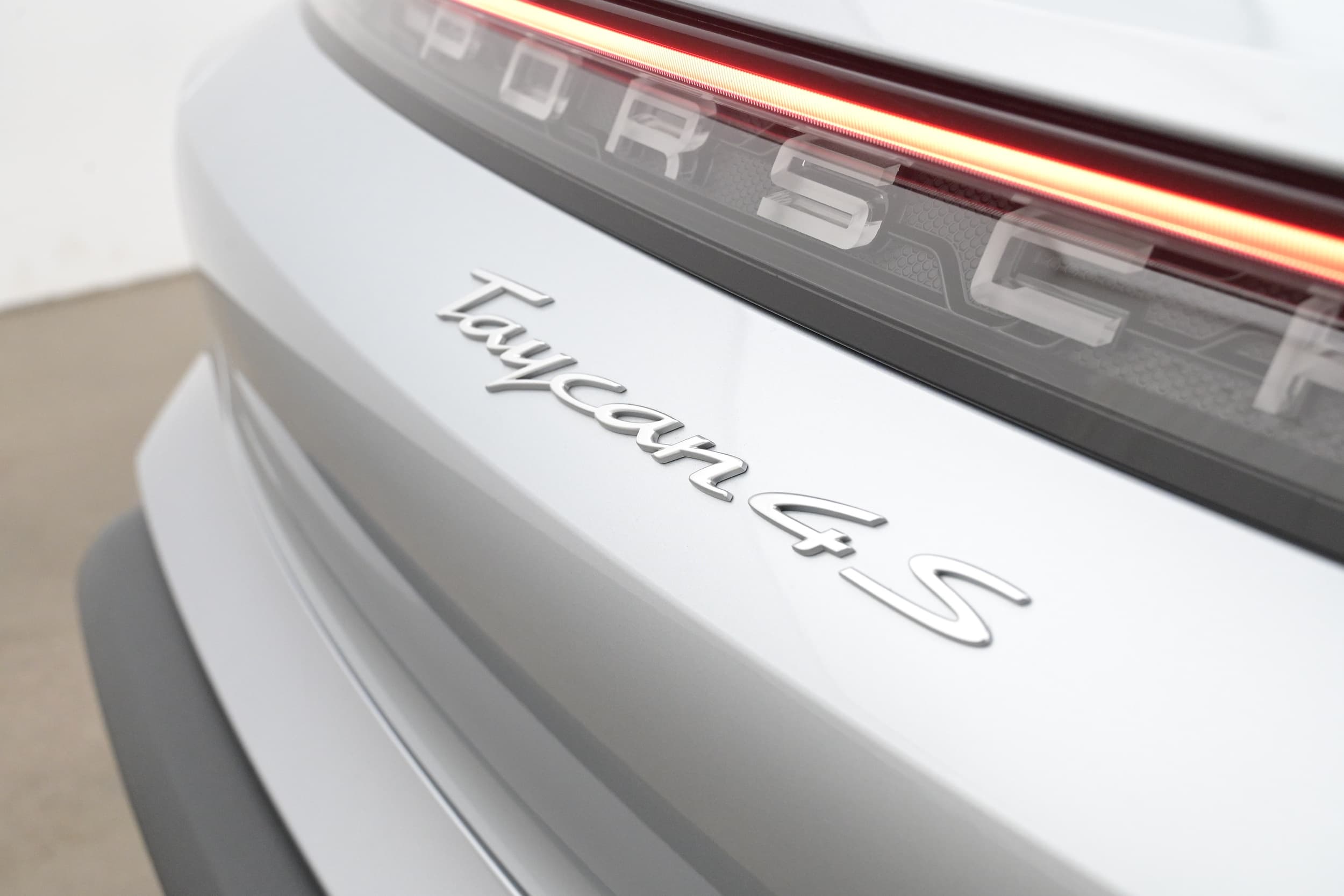 Porsche Taycan