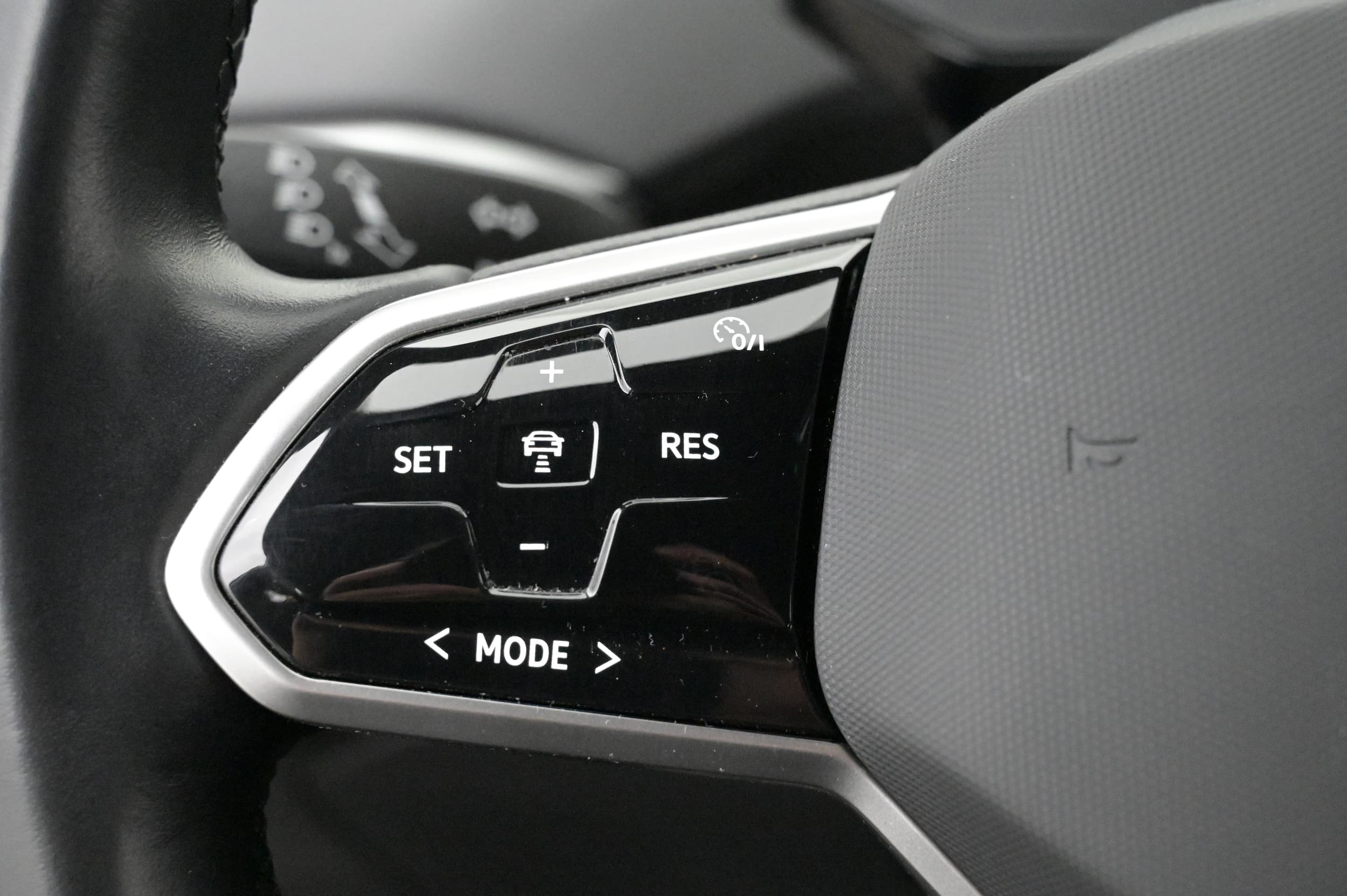 Adaptiv farthållare follow-to-stop