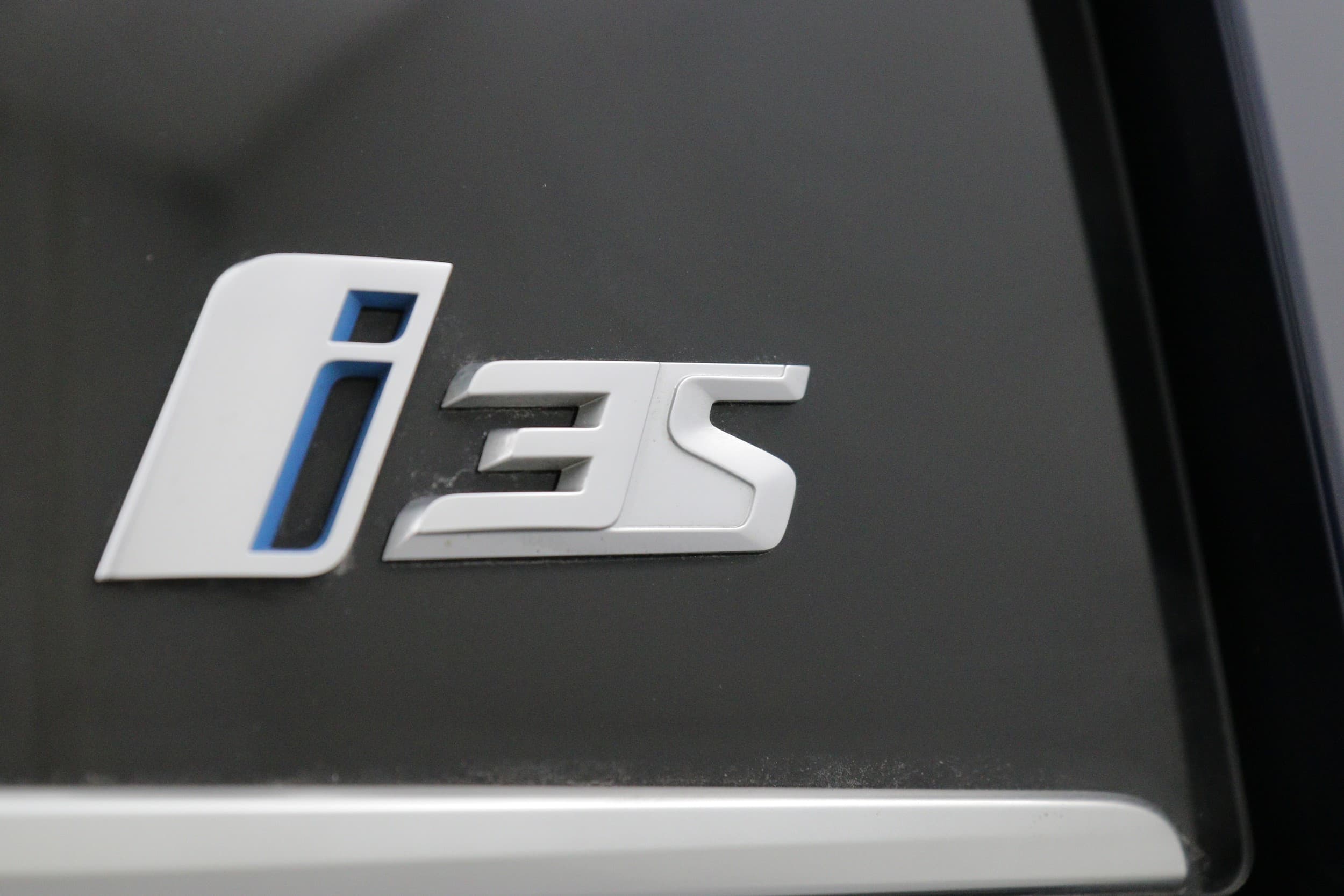 BMW i3s