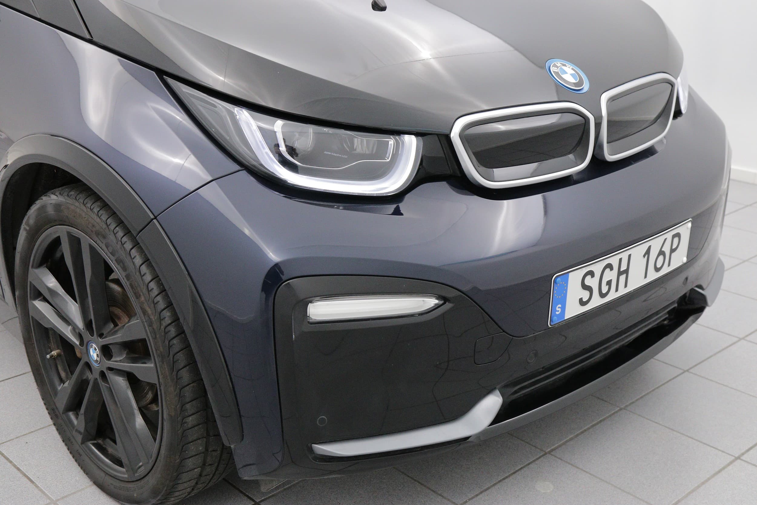 BMW i3s