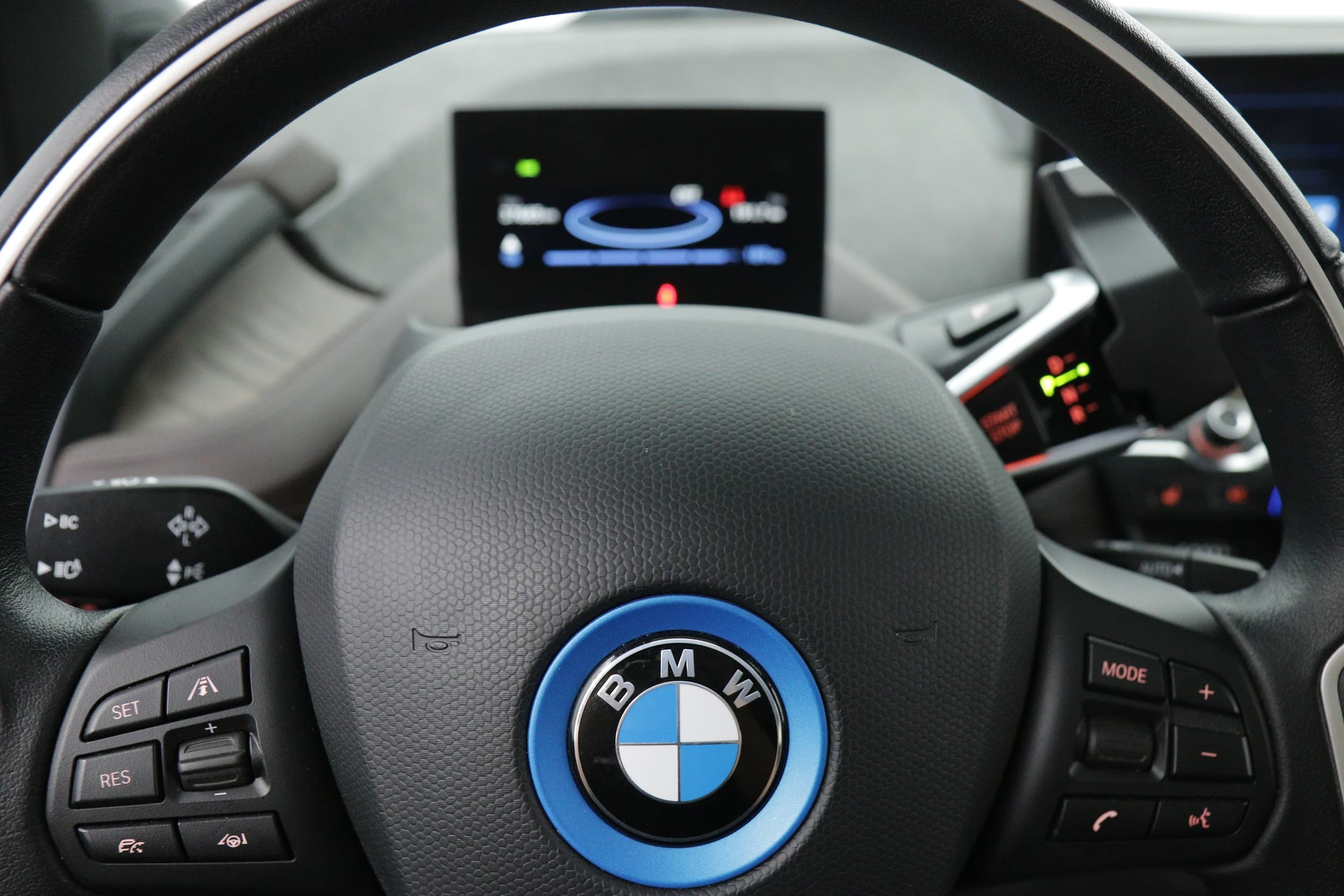 BMW i3s