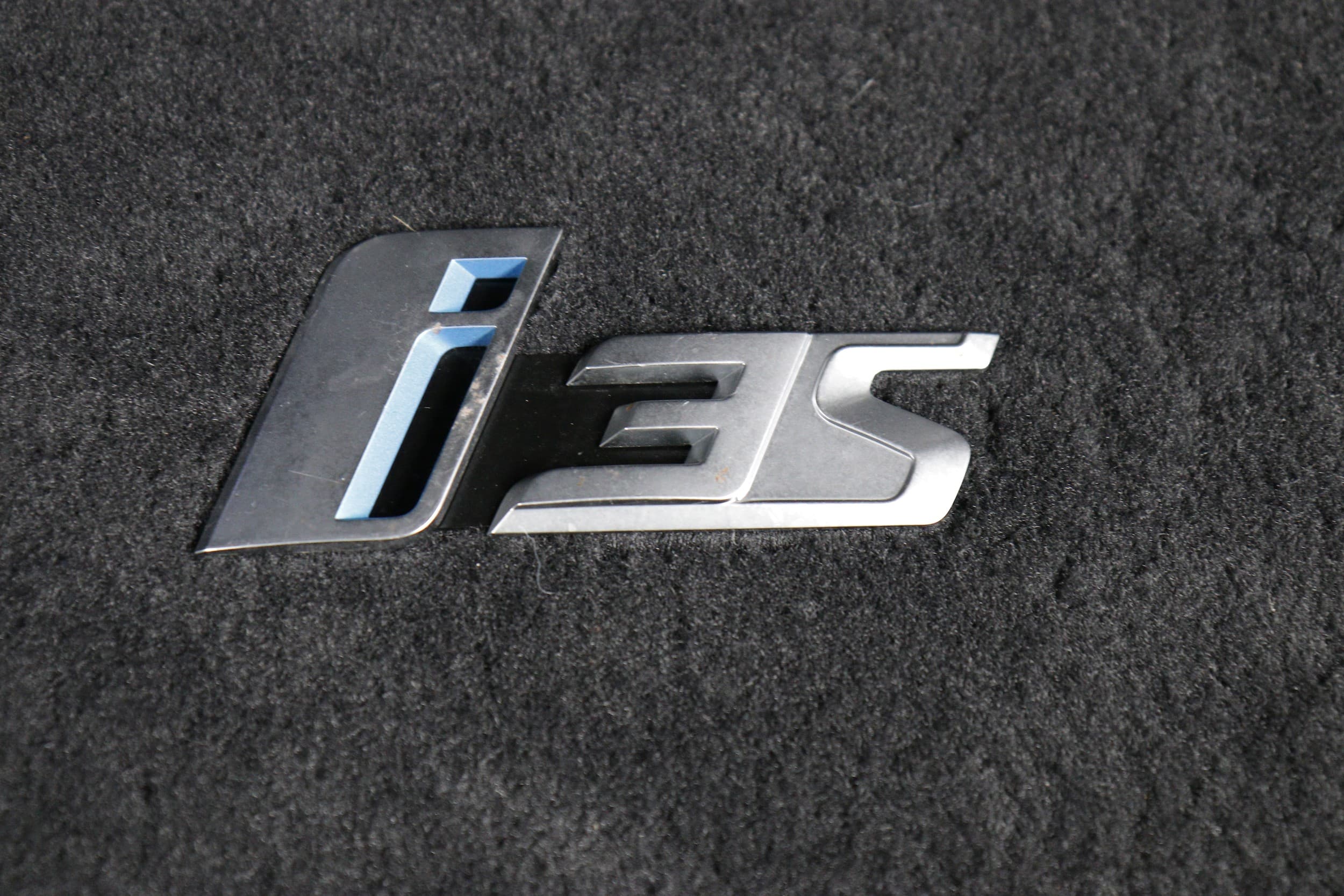 BMW i3s