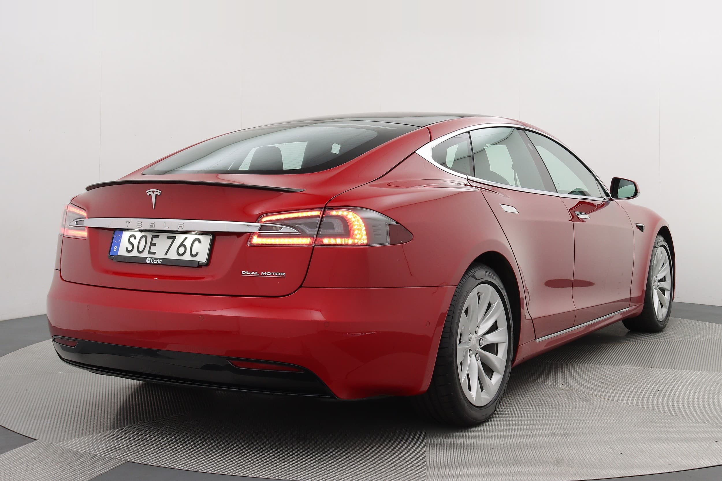 Tesla Model S