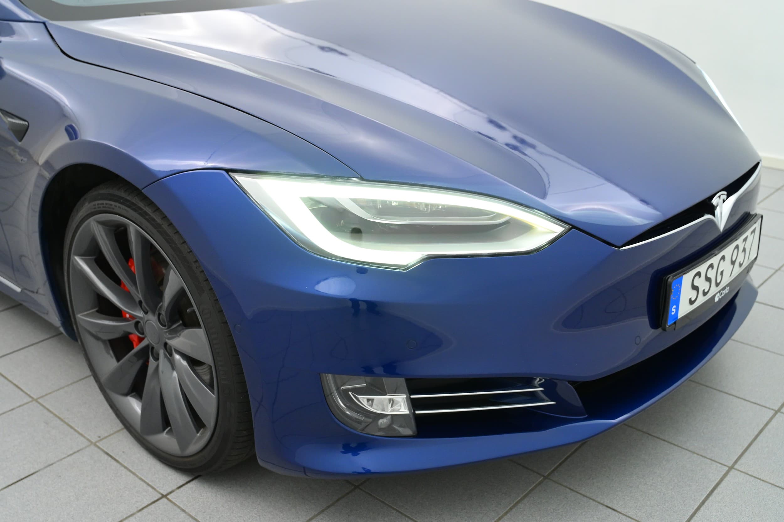 Tesla Model S