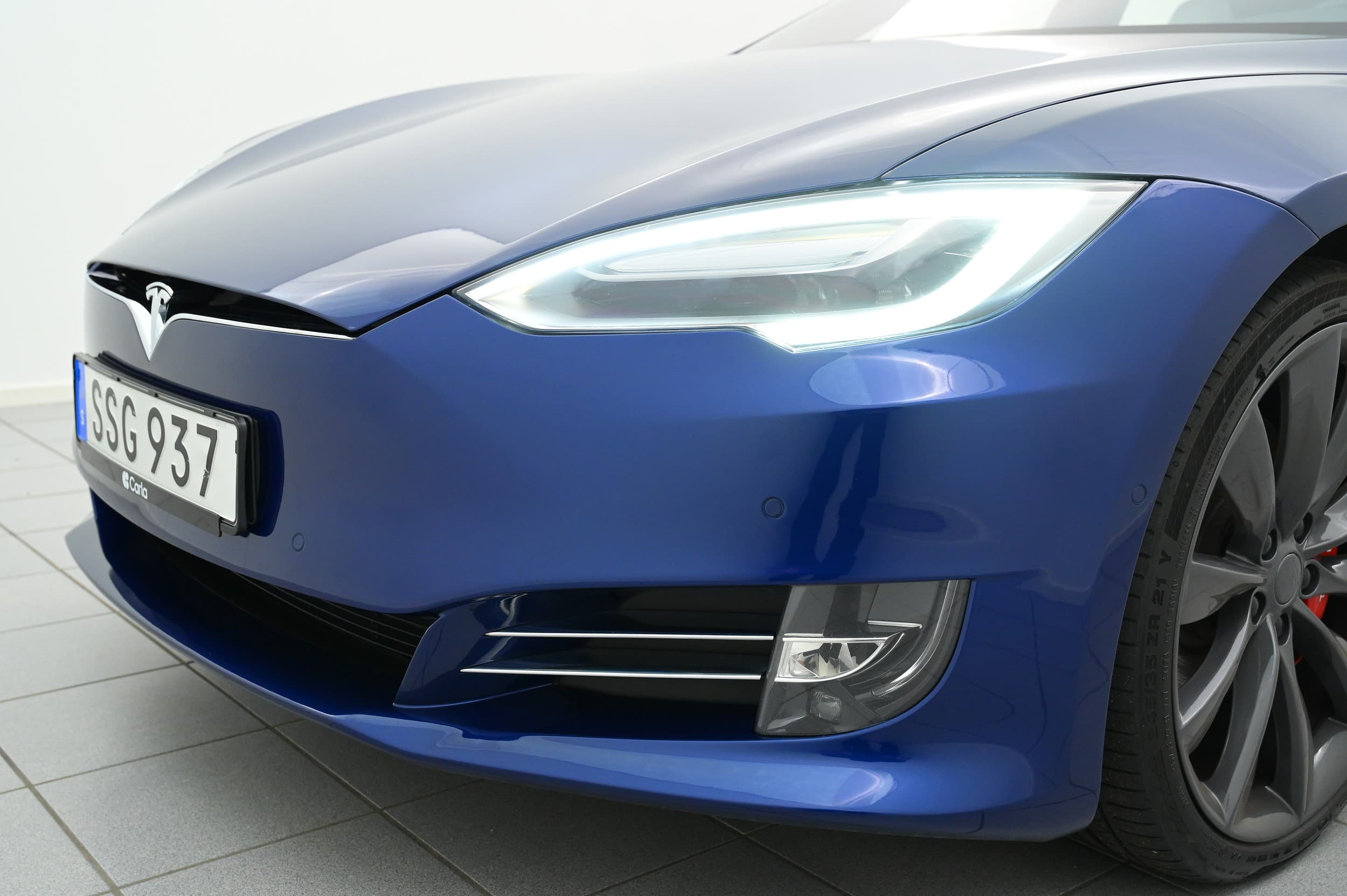 Tesla Model S
