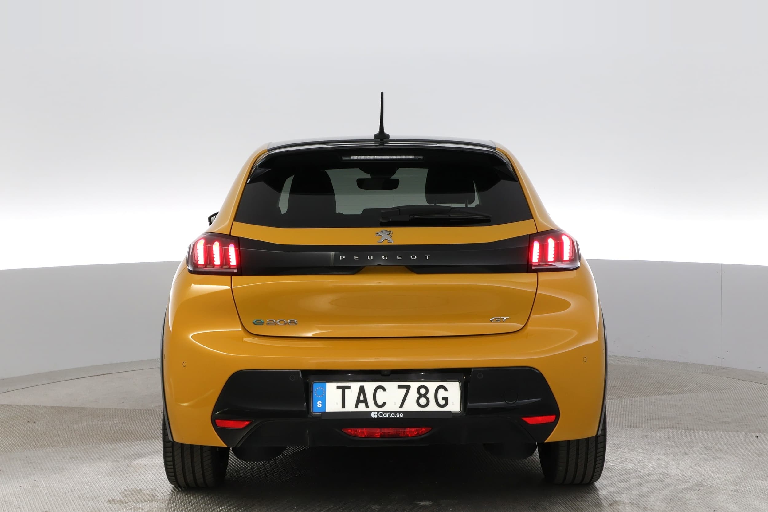 Peugeot e-208