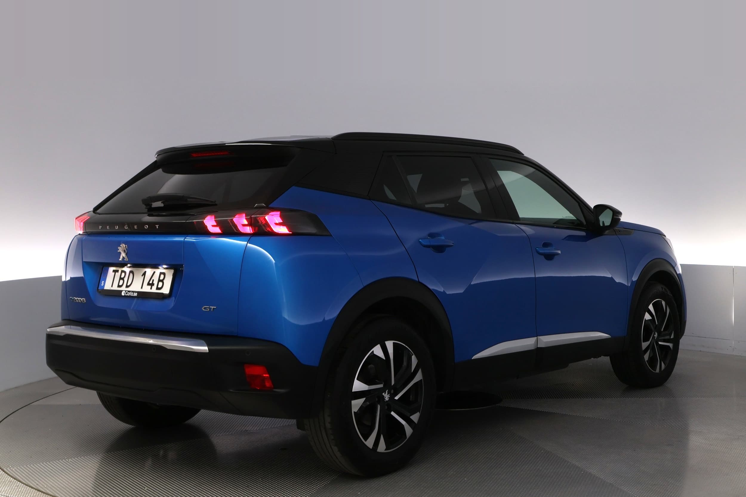 Peugeot e-2008
