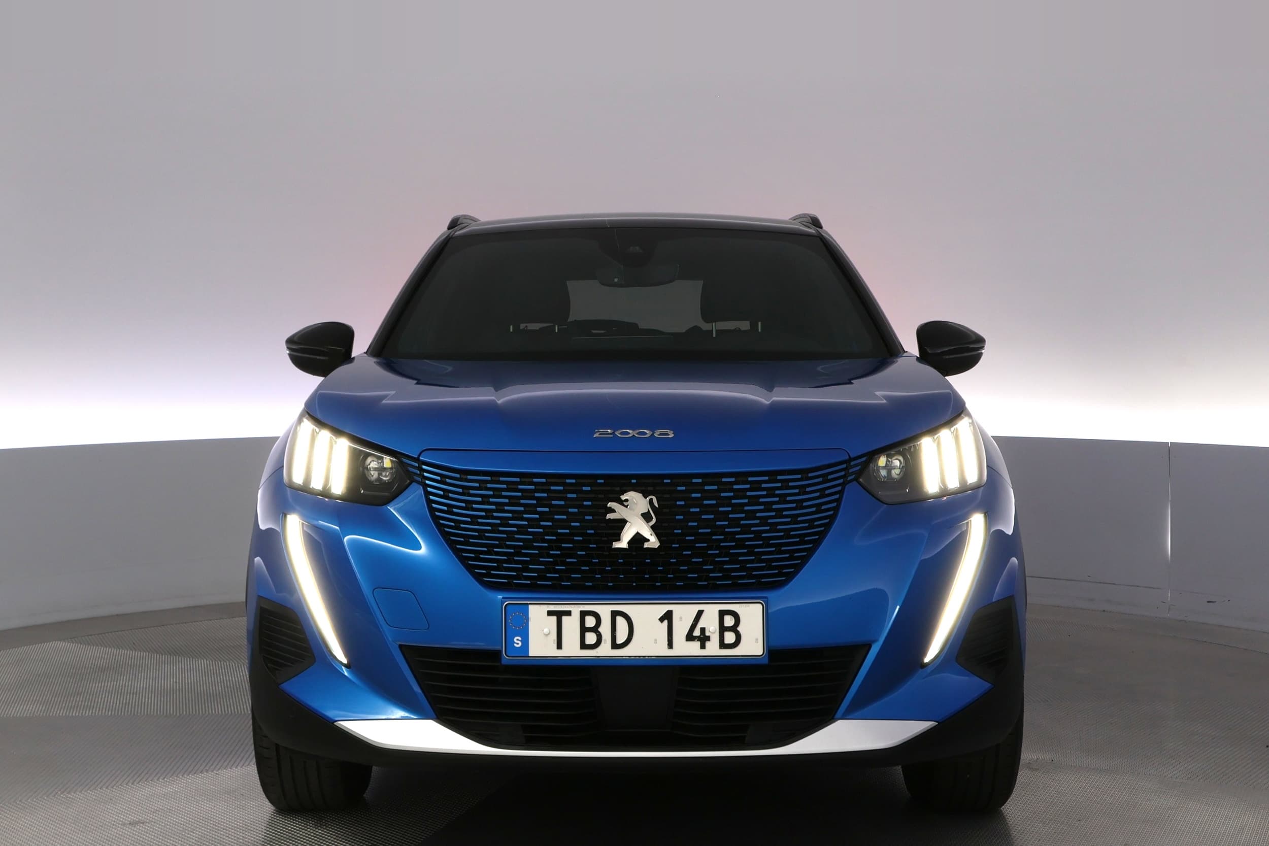 Peugeot e-2008