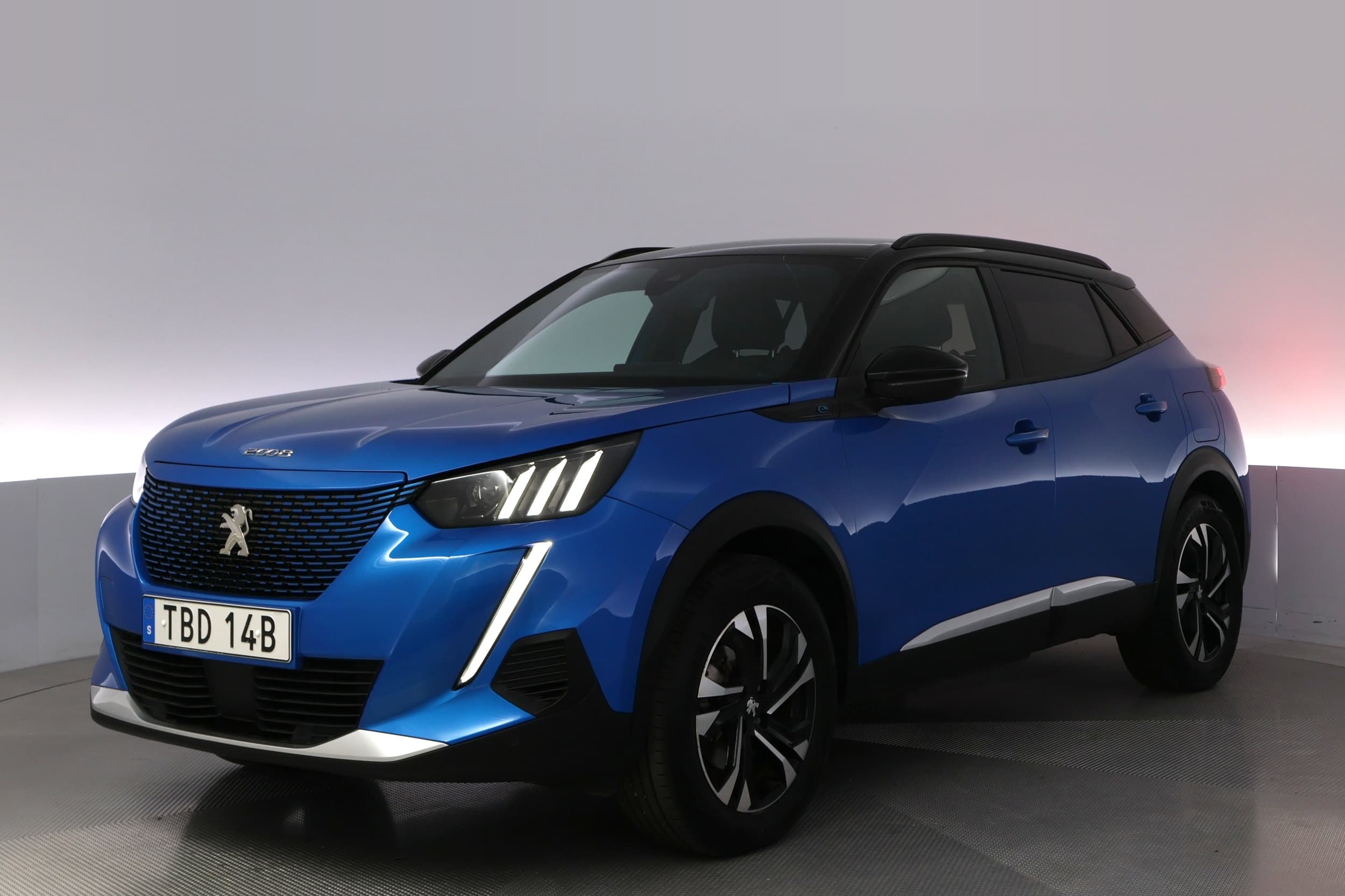 Peugeot e-2008