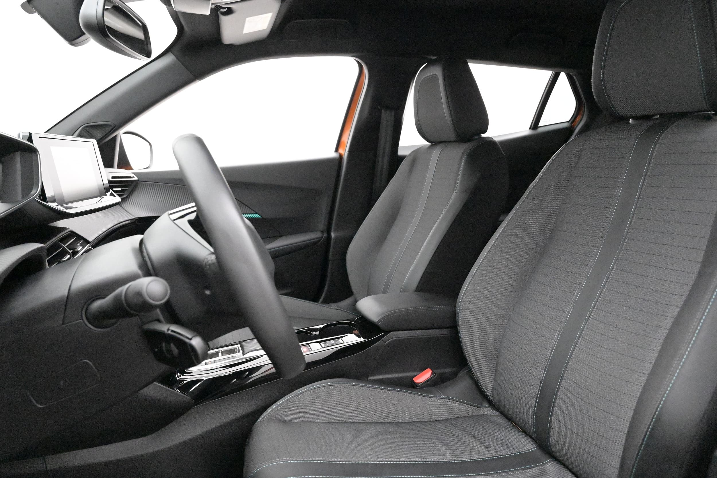 Peugeot e-2008