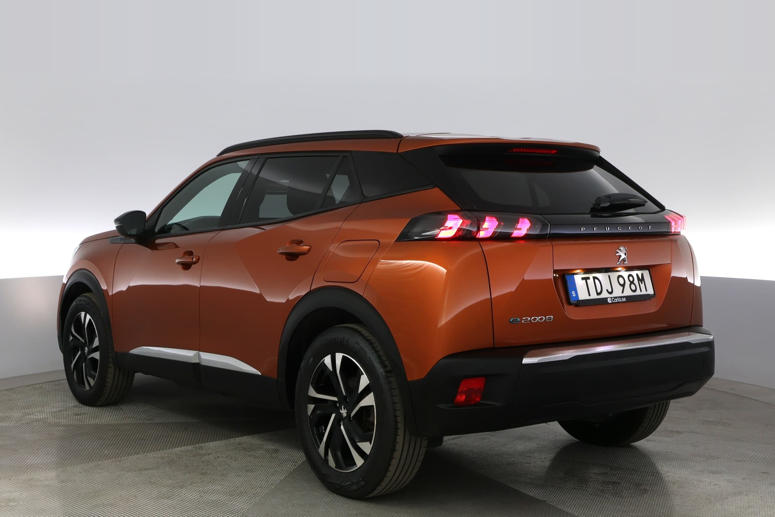Peugeot e-2008