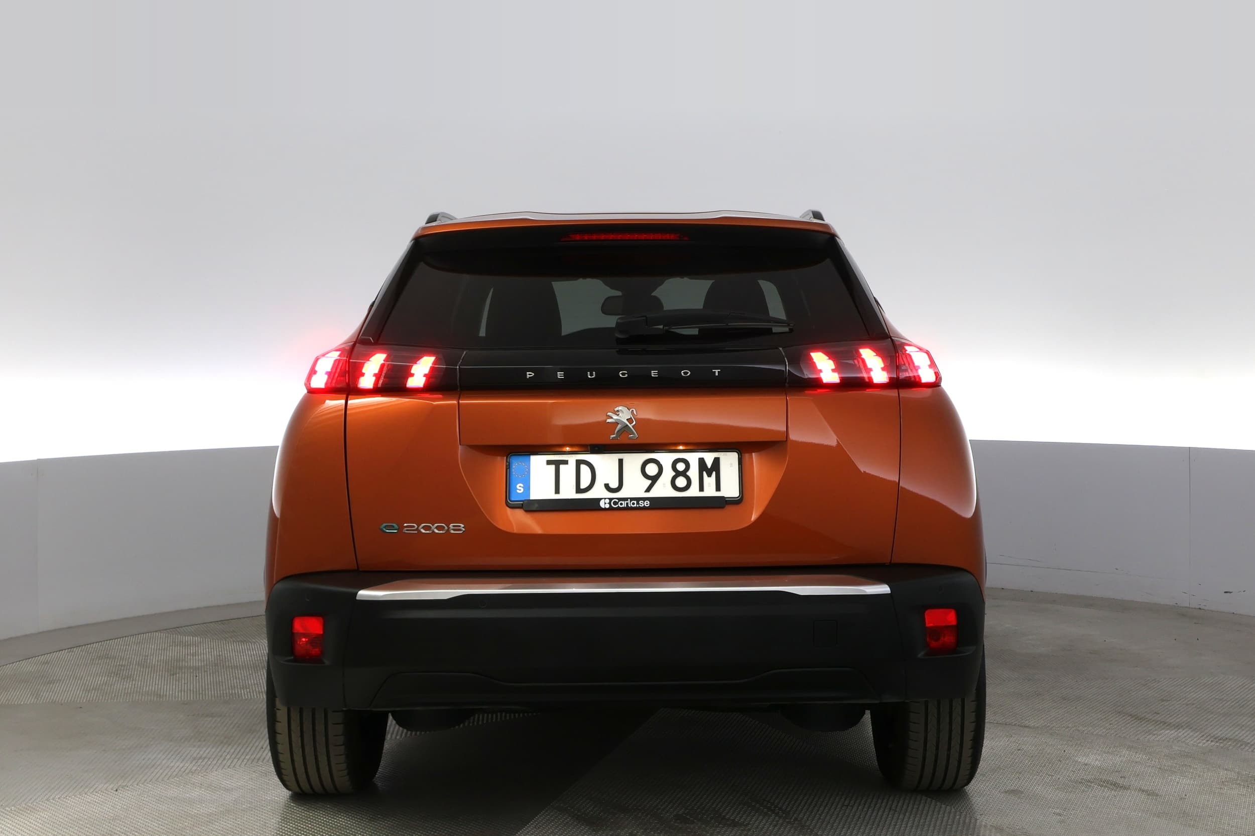 Peugeot e-2008