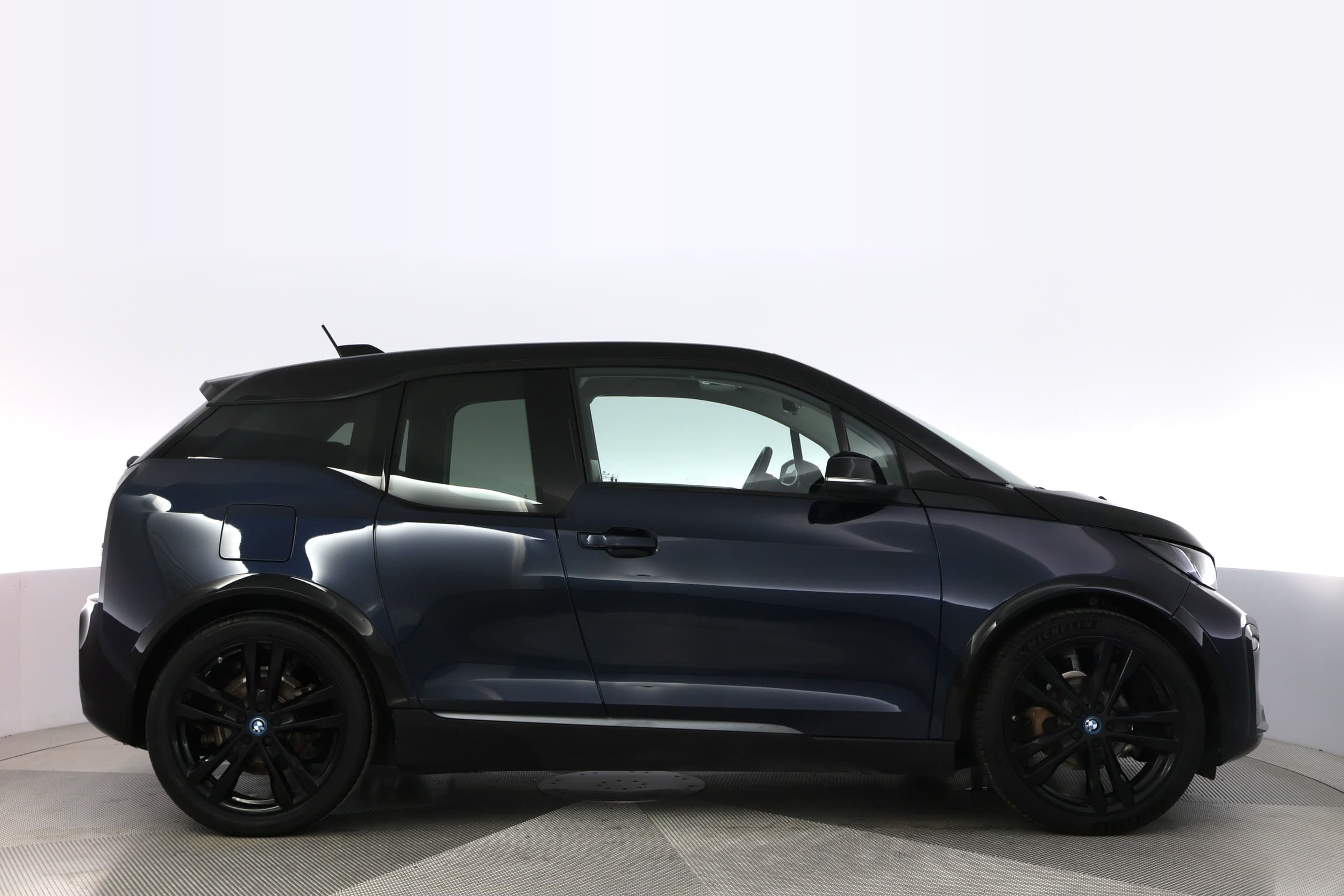 BMW i3s