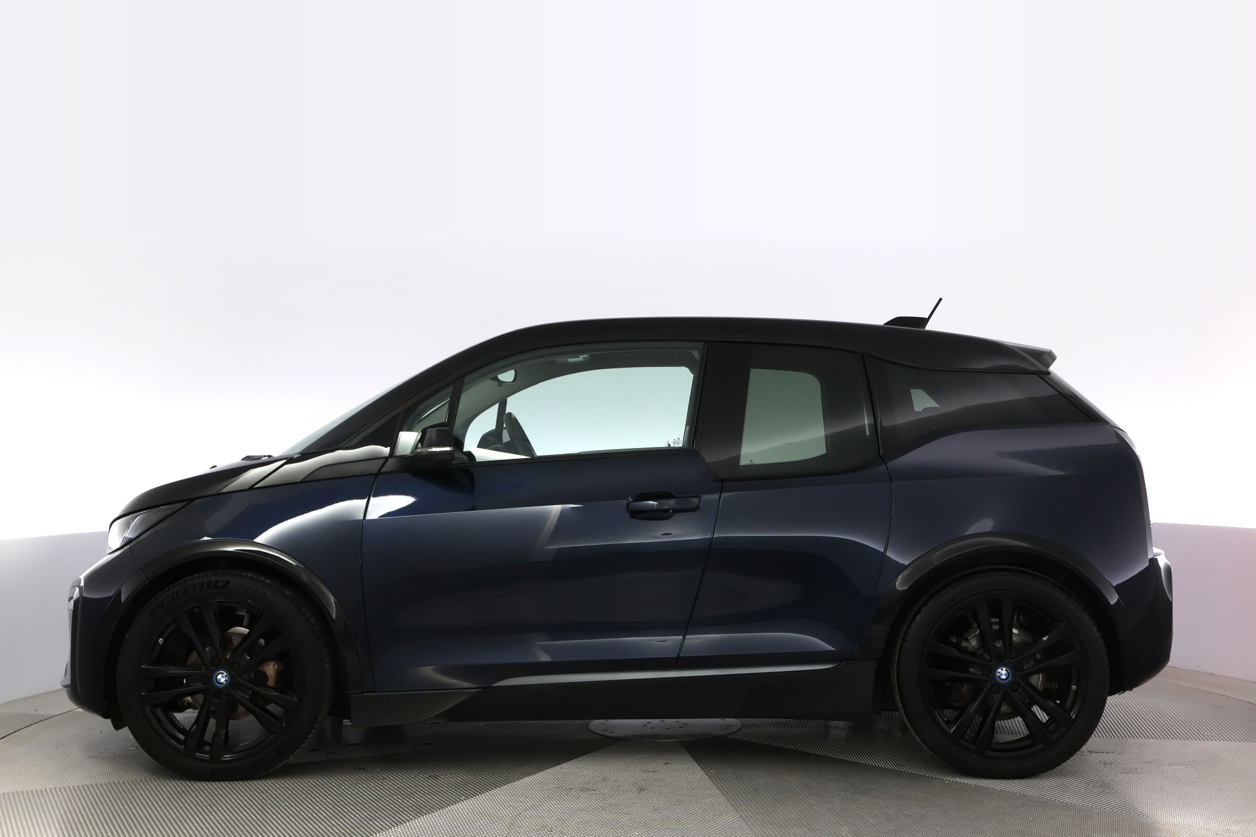 BMW i3s
