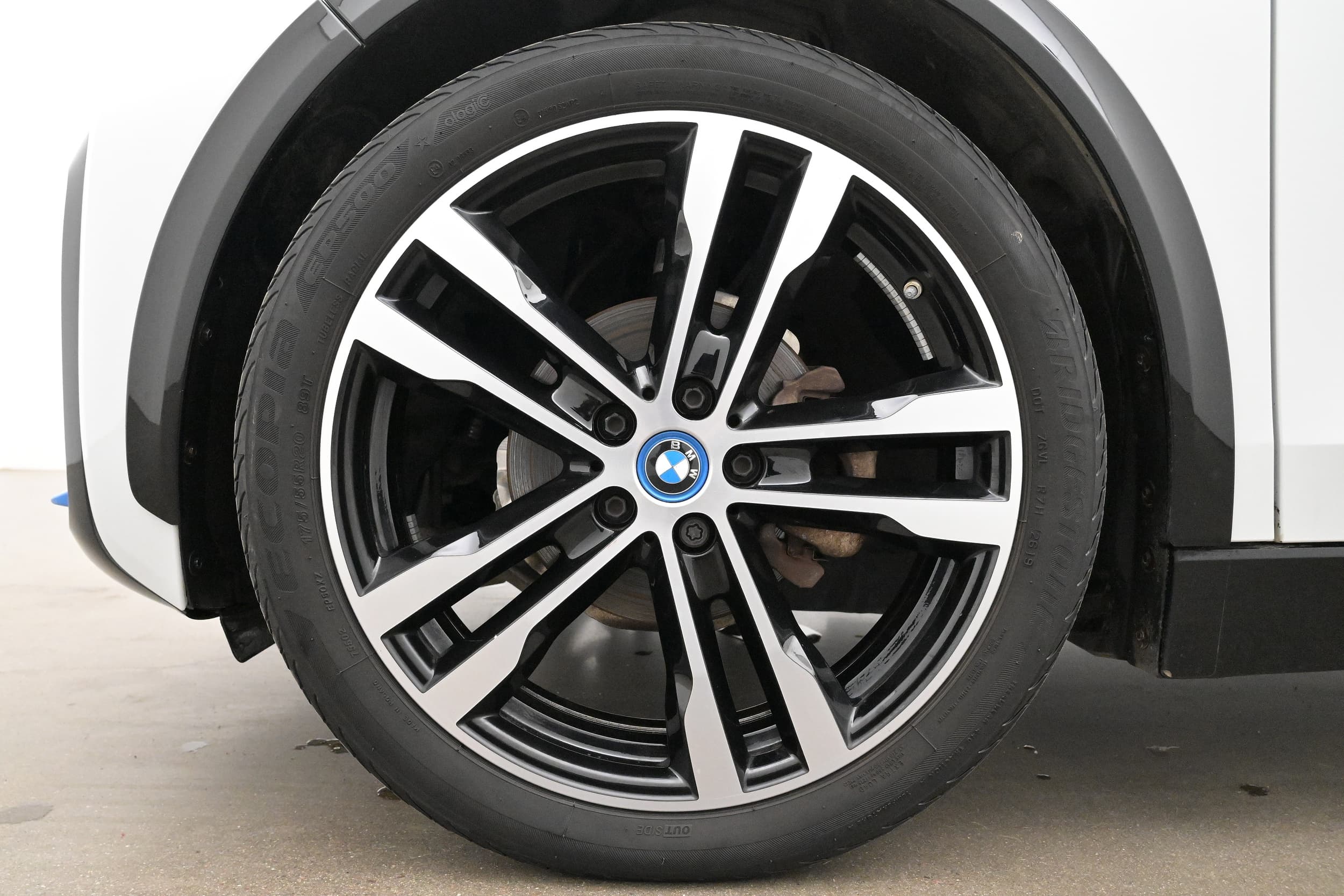 BMW i3s
