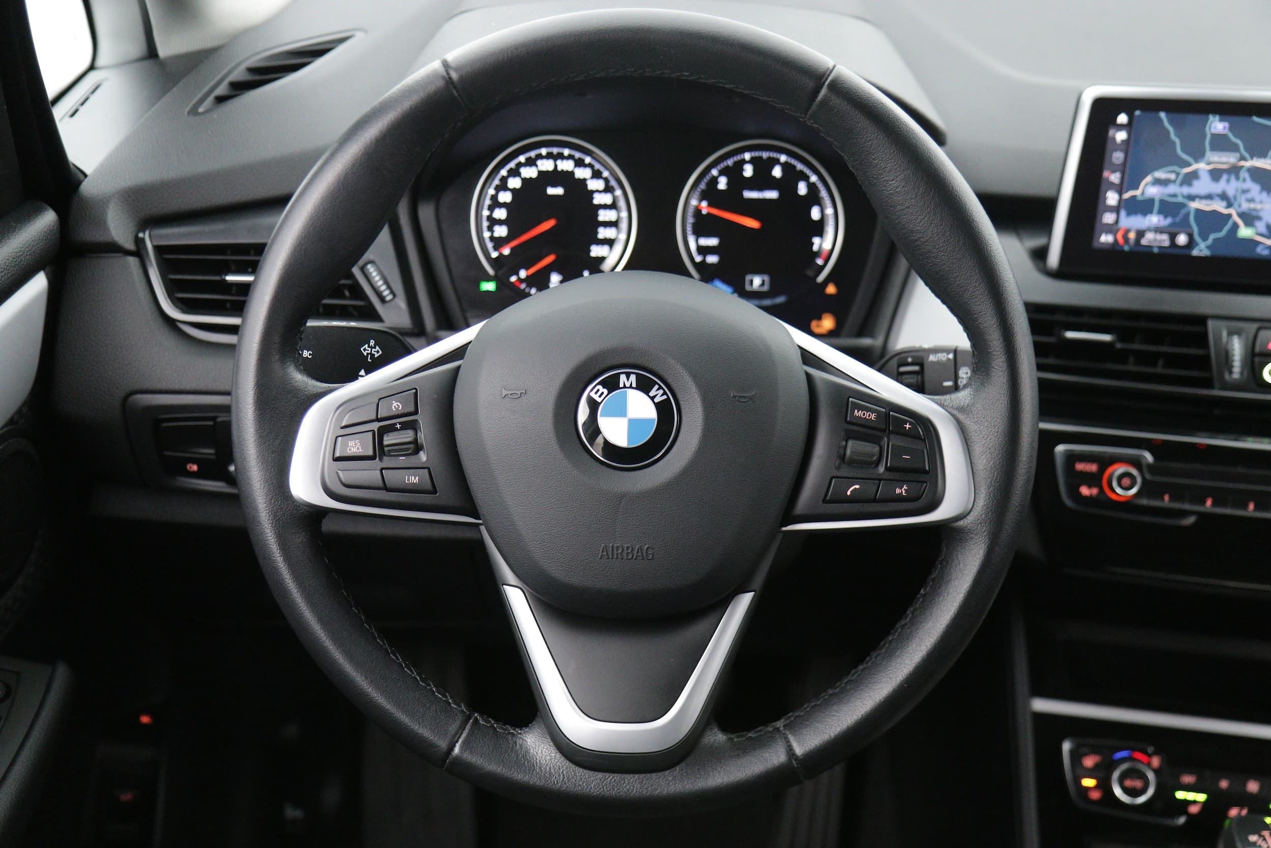 BMW 225xe