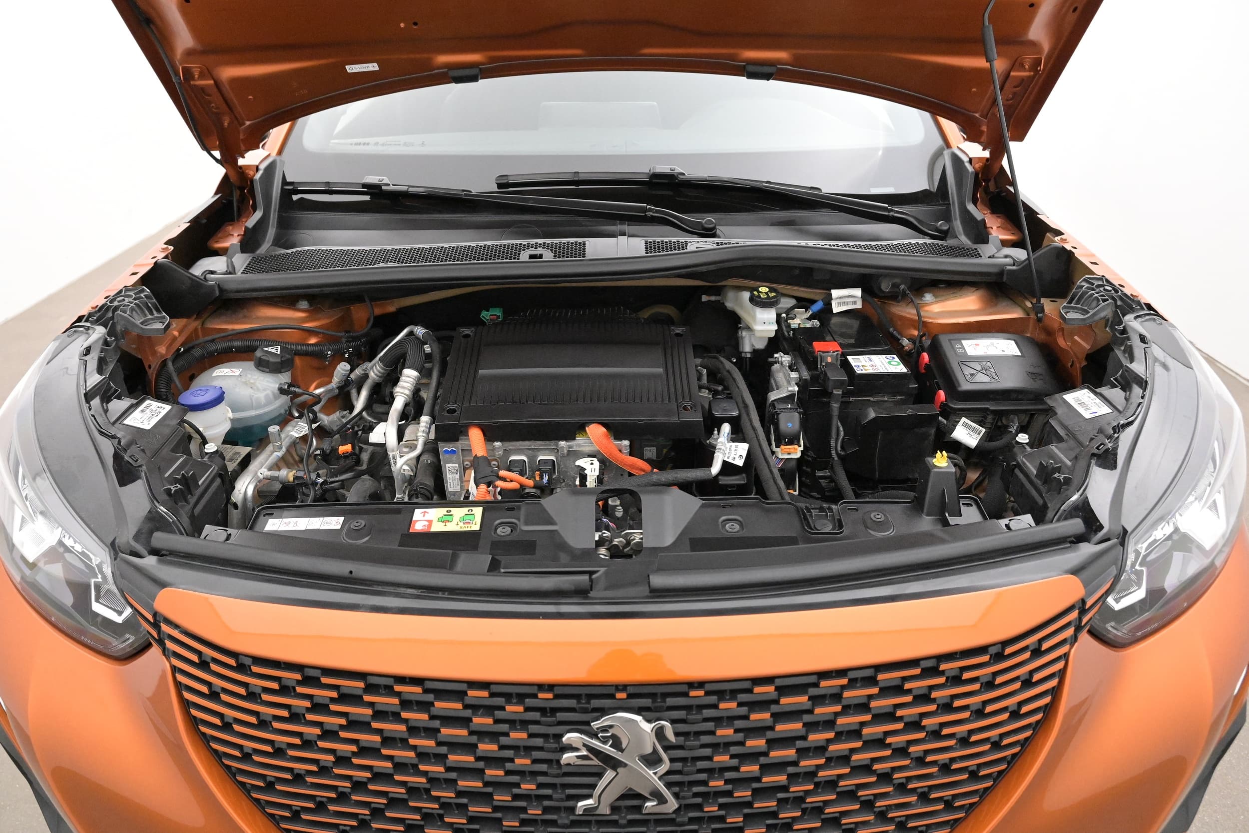 Peugeot e-2008