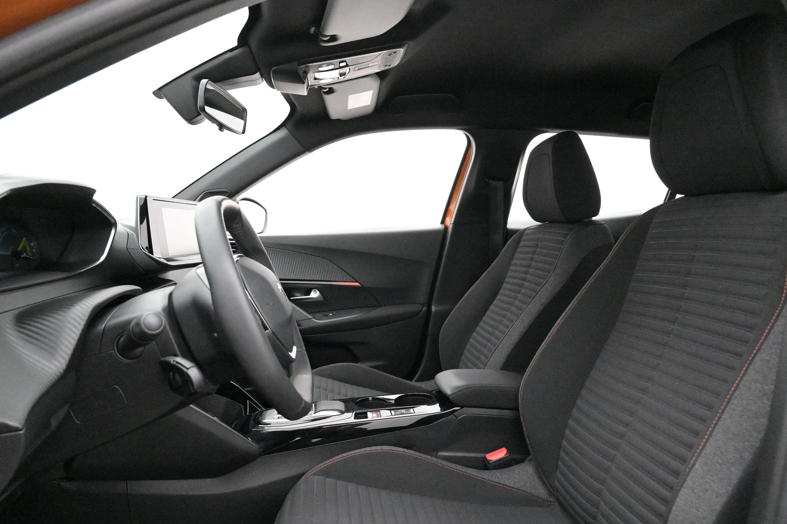 Peugeot e-2008