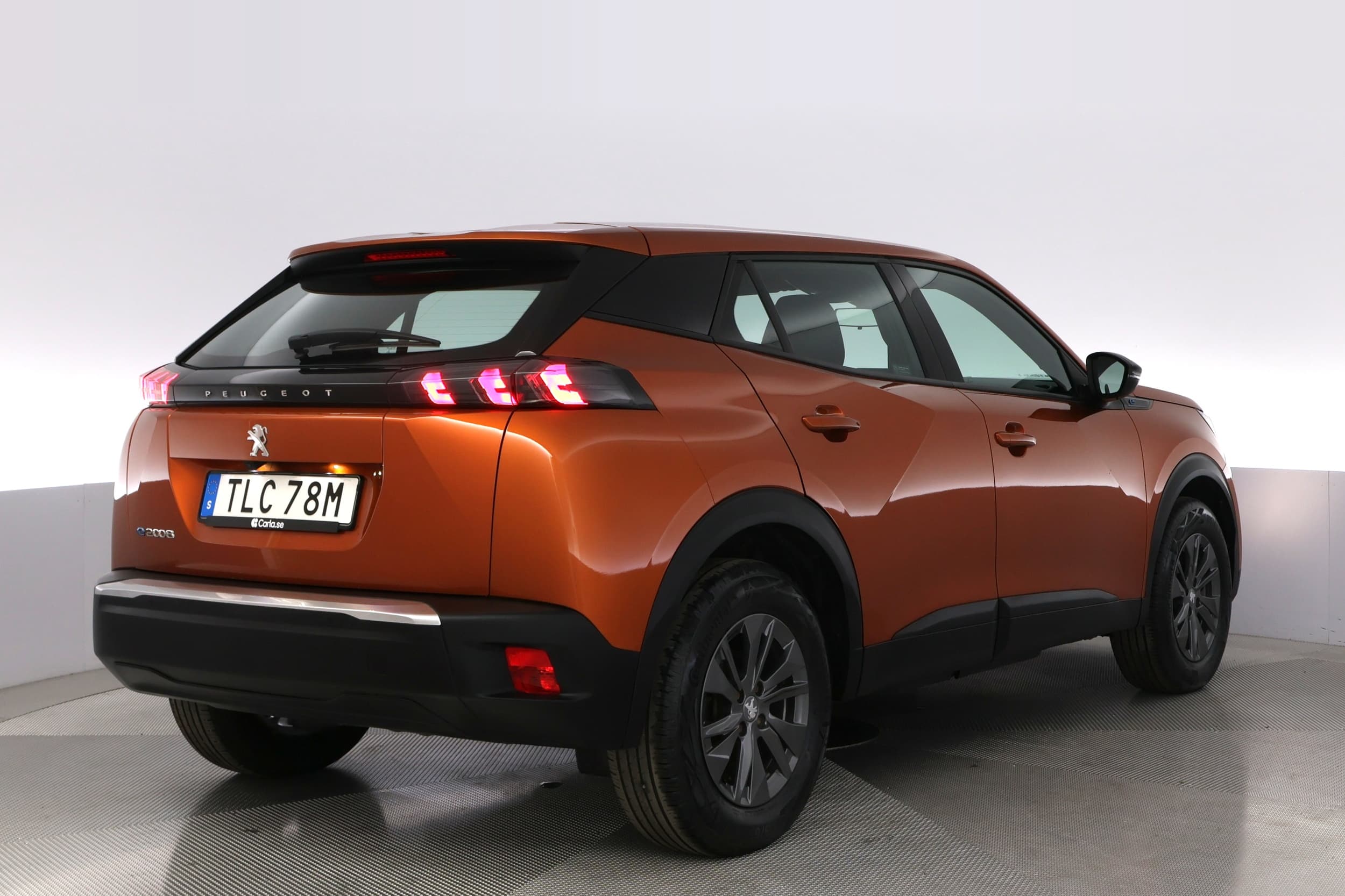 Peugeot e-2008