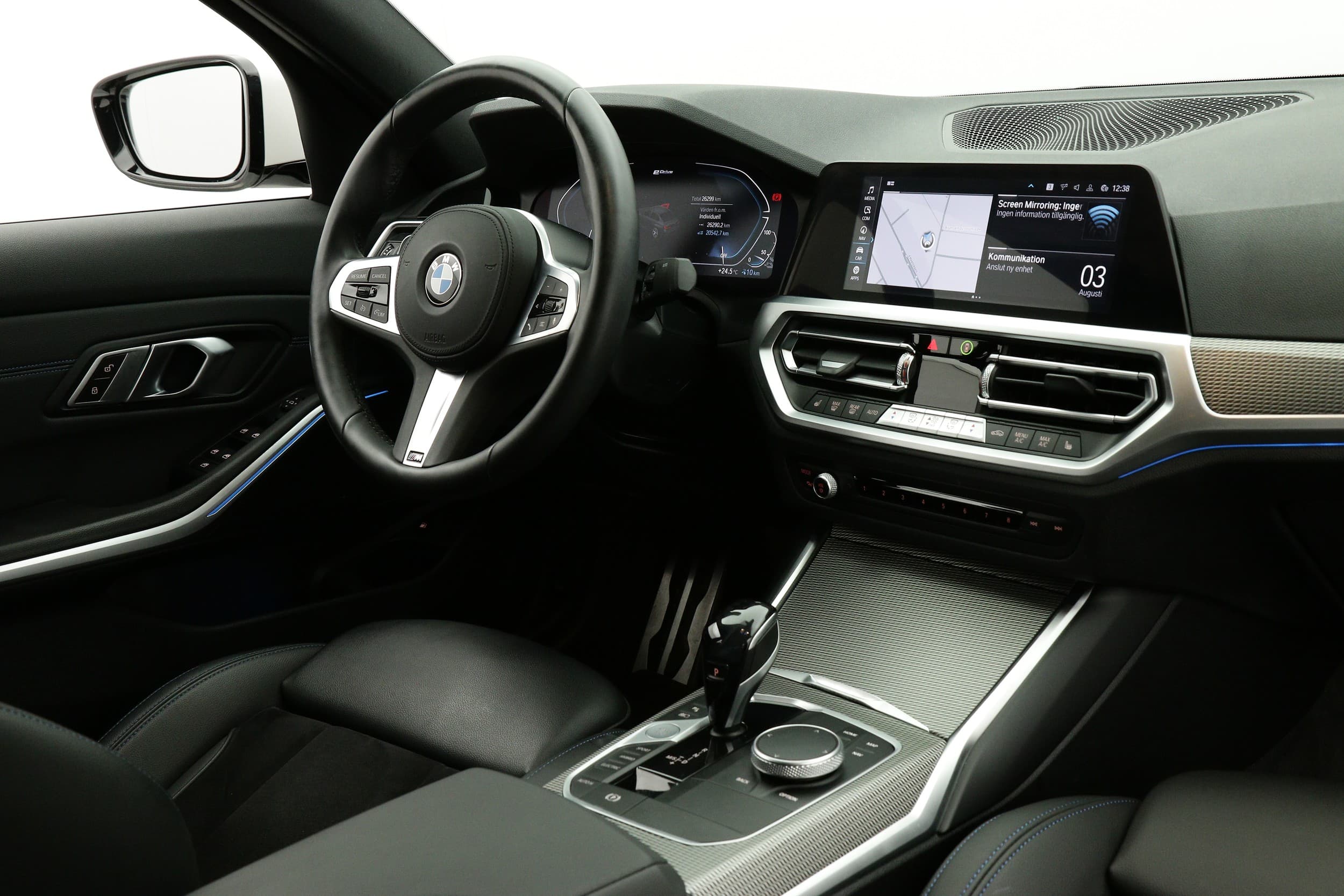 BMW 330e 