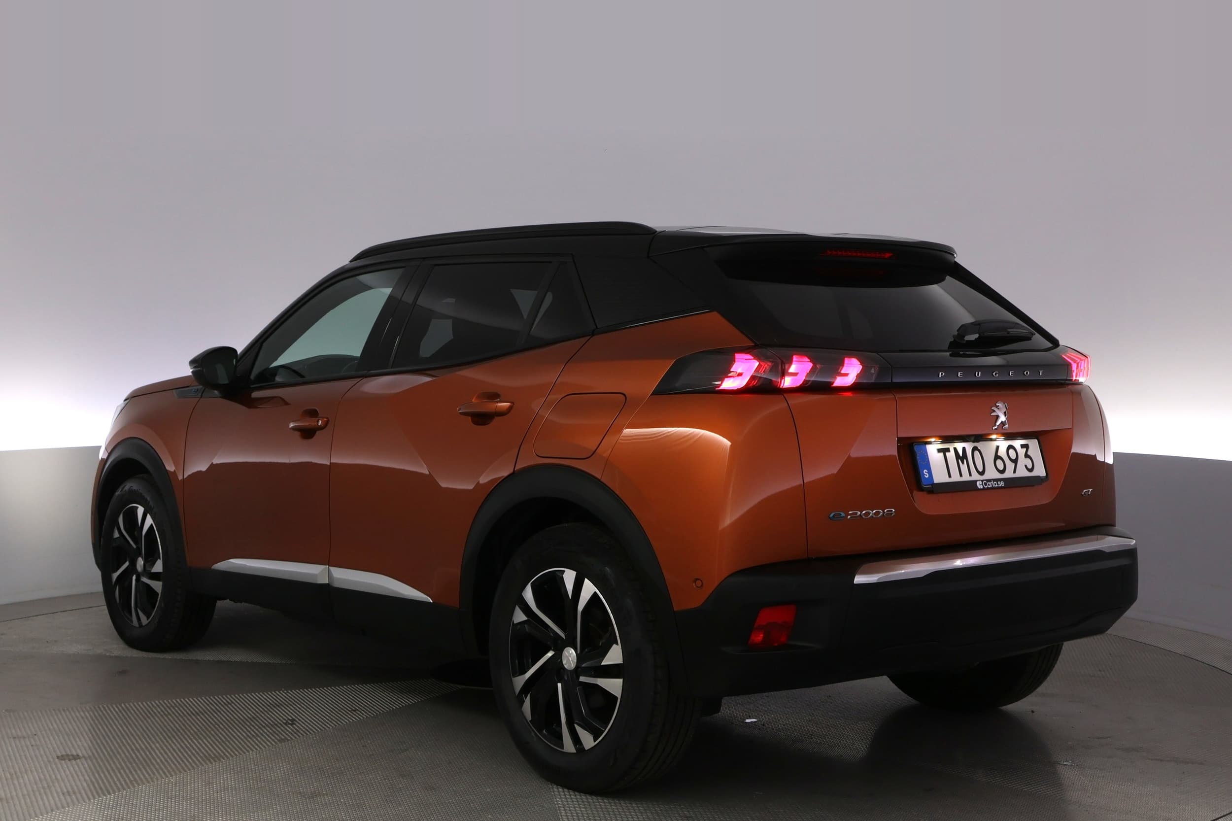 Peugeot e-2008