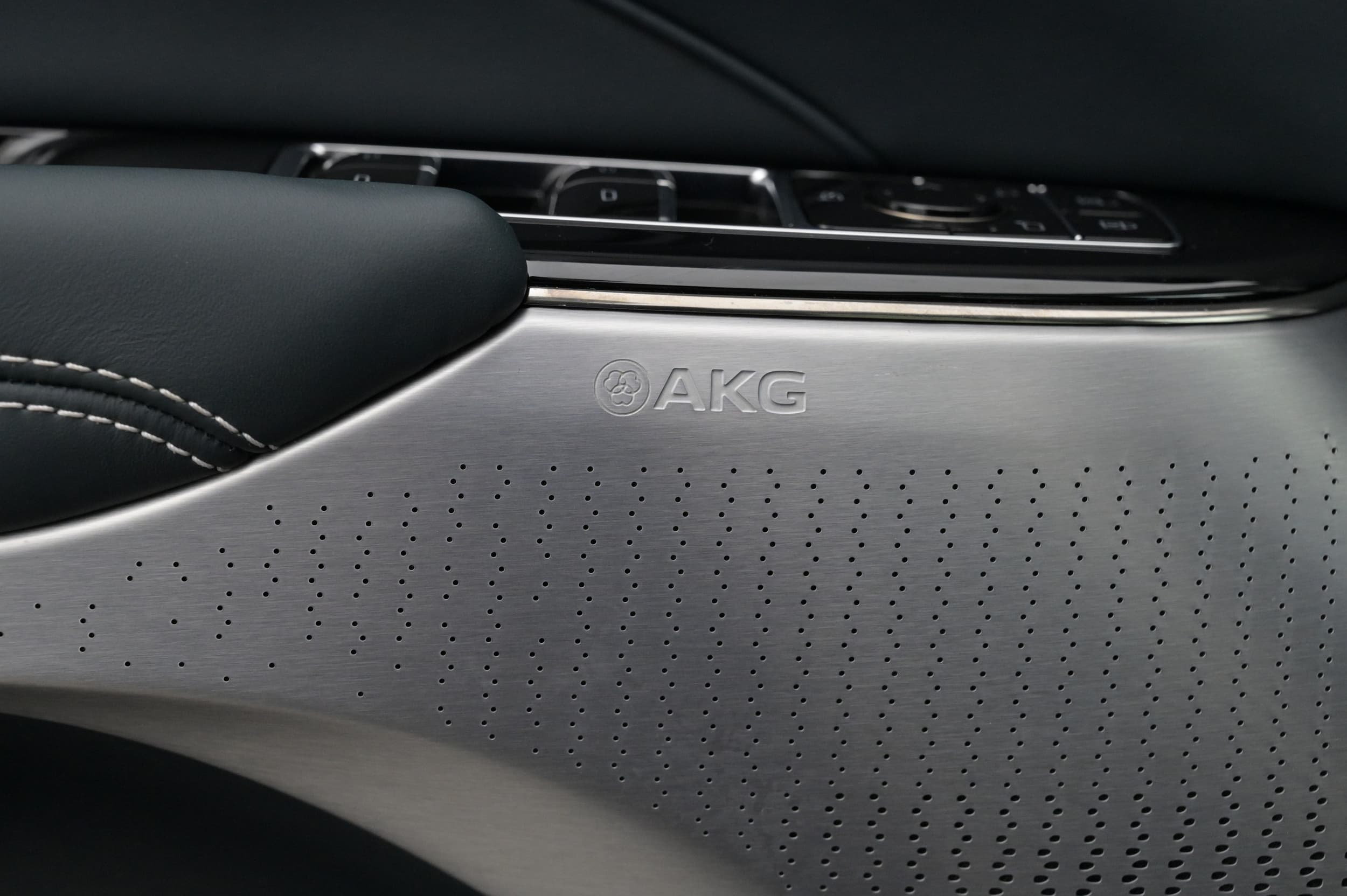 AKG ljudsystem