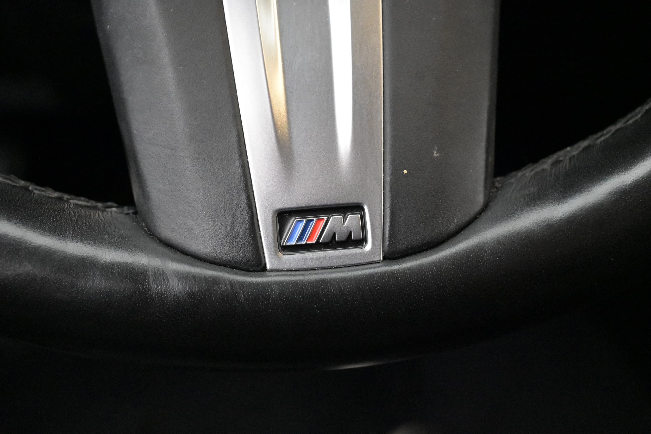 BMW 330e