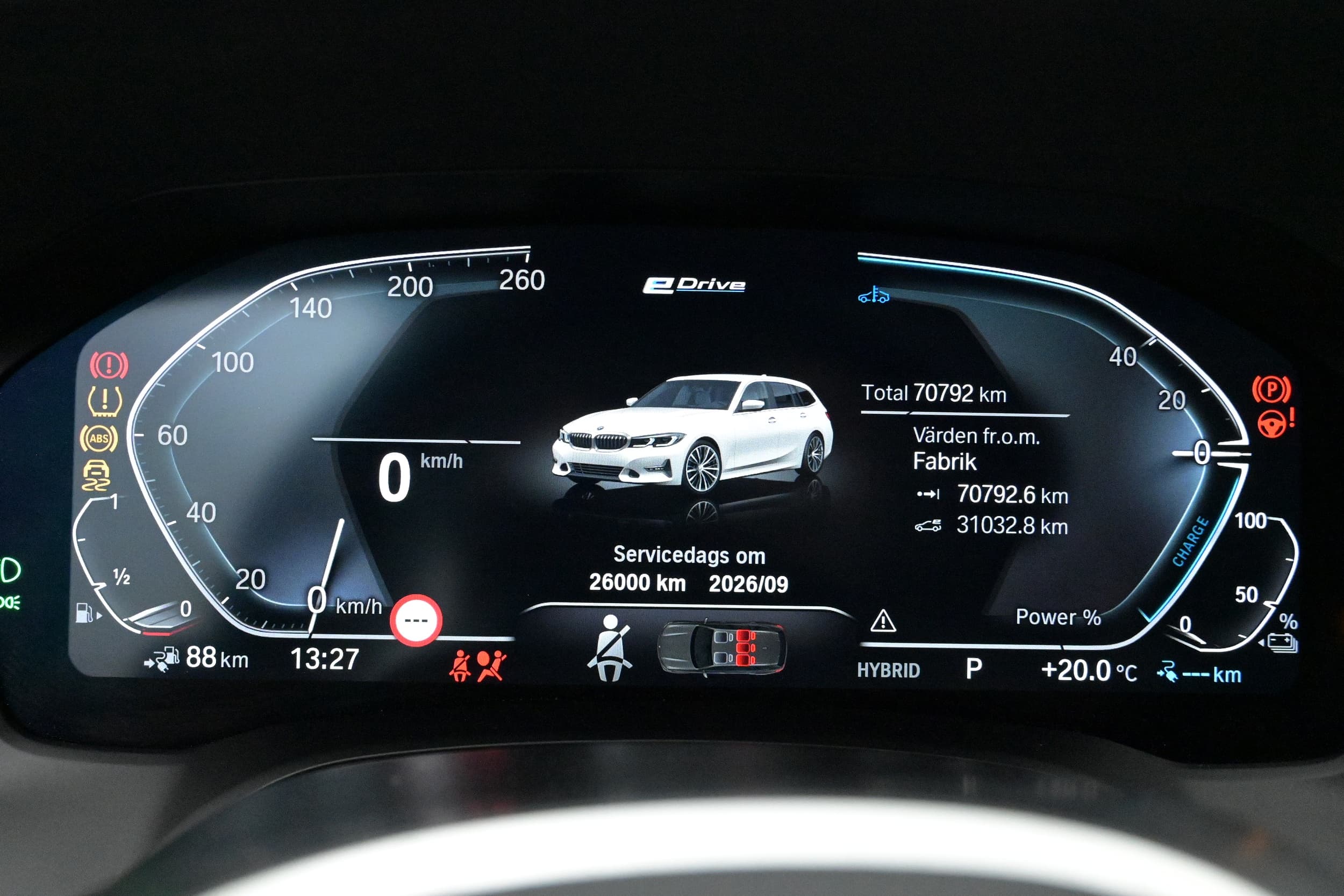 BMW 330e