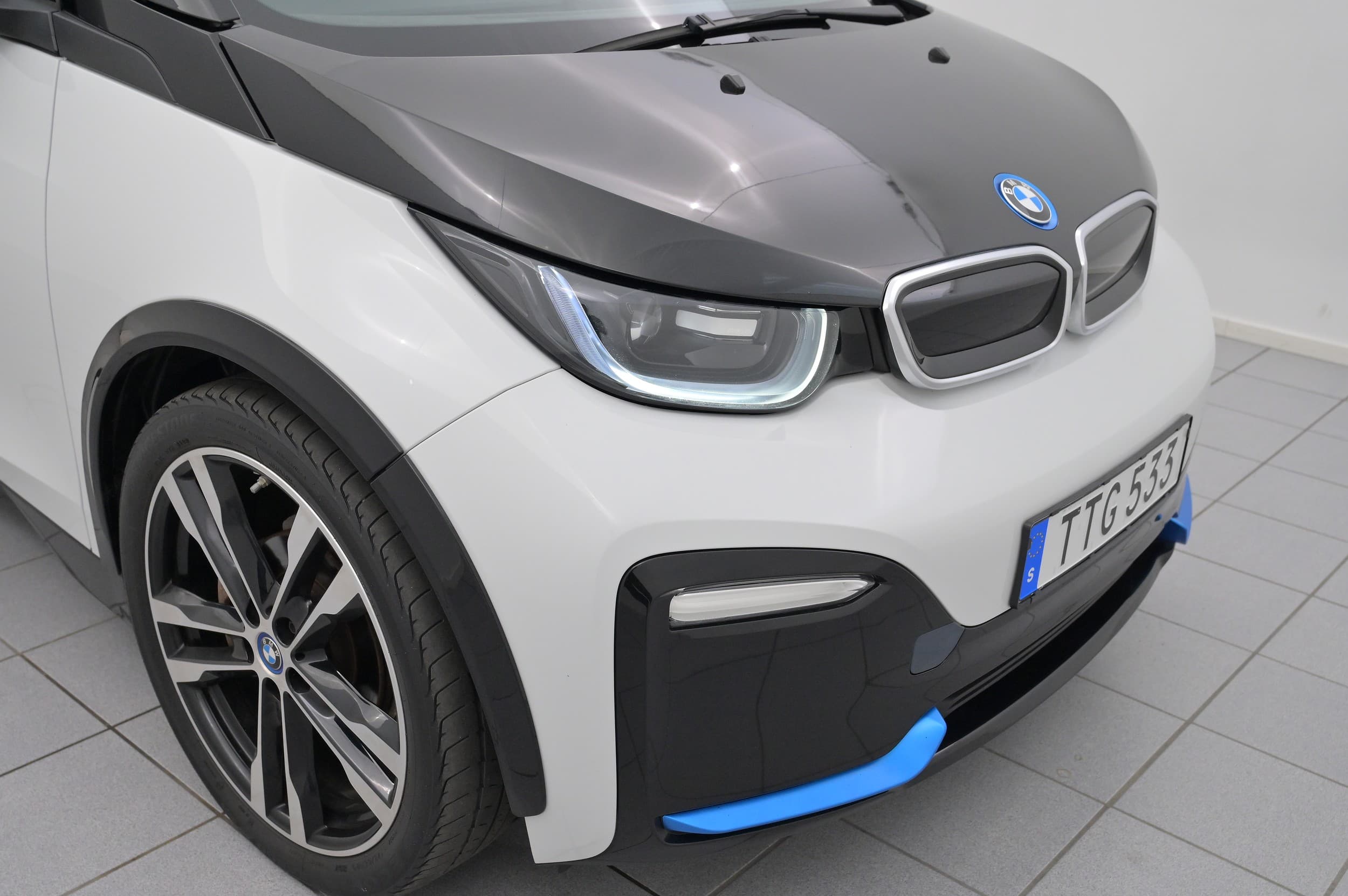 BMW i3s