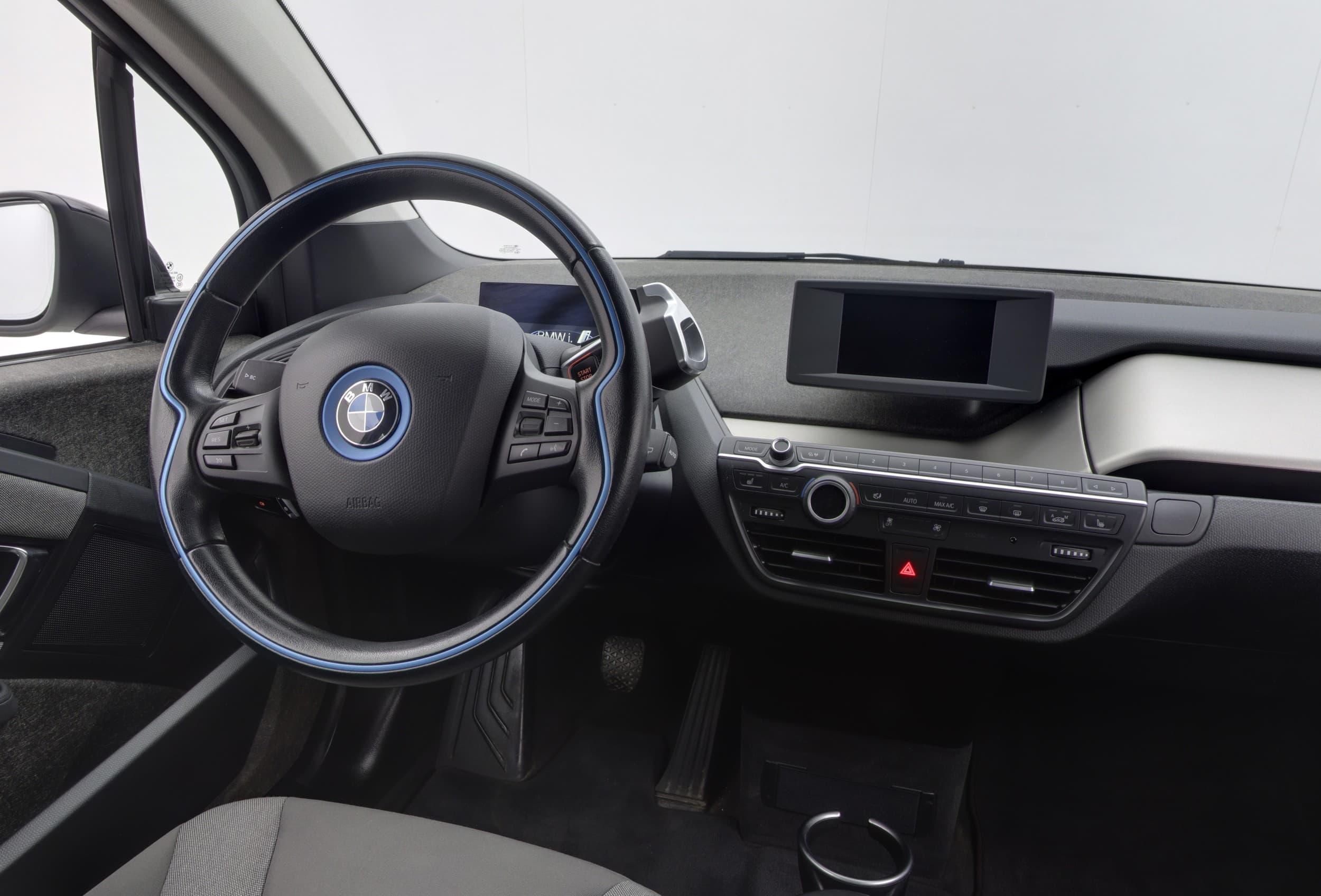 BMW i3s