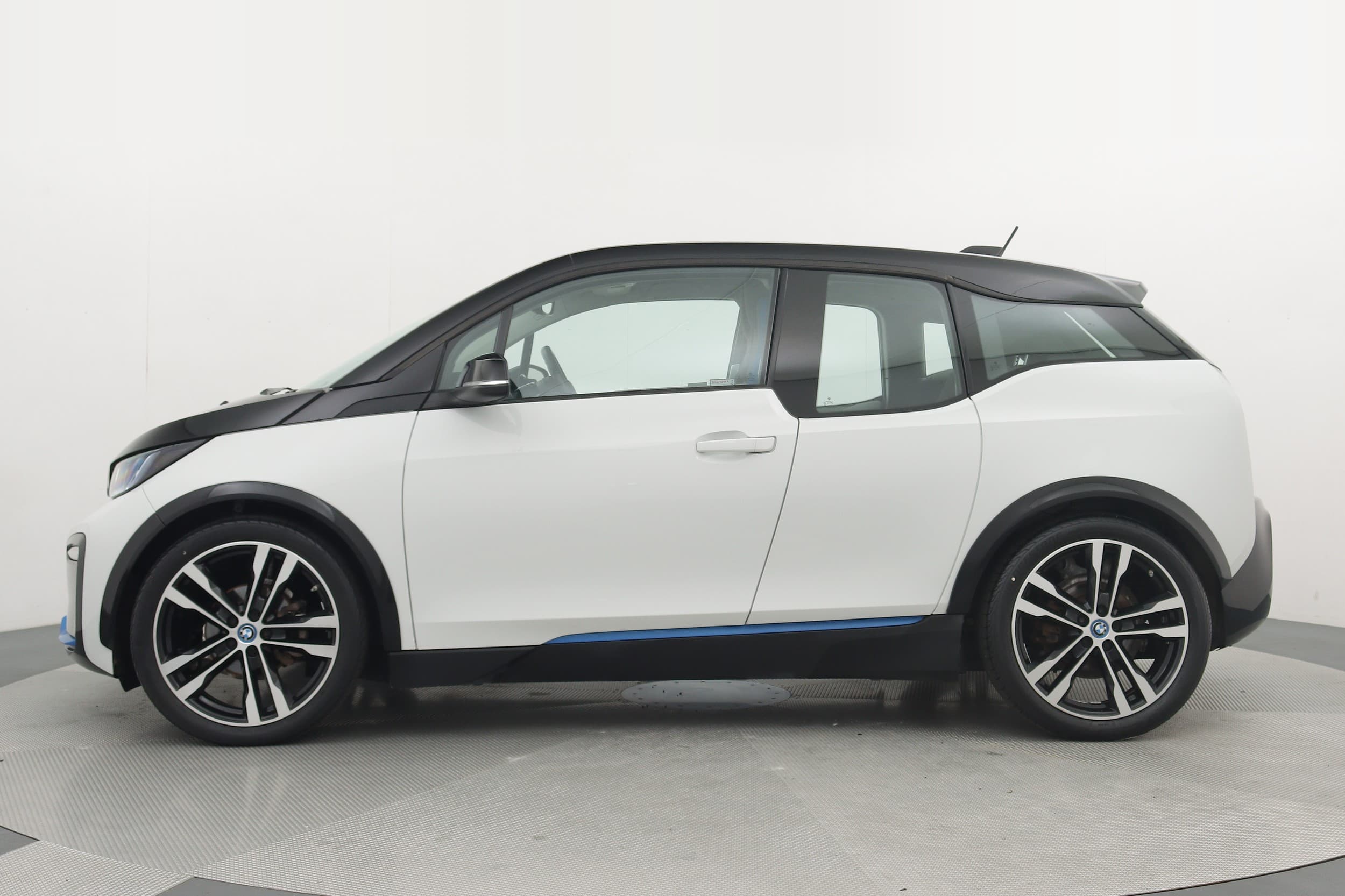 BMW i3s