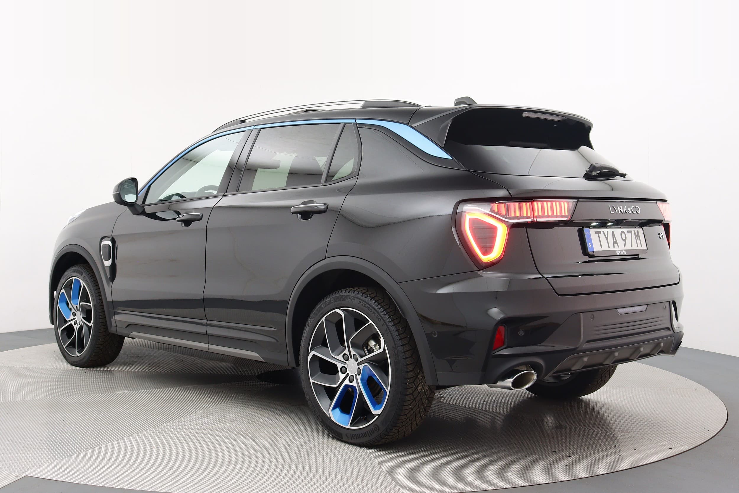 Lynk & Co 01
