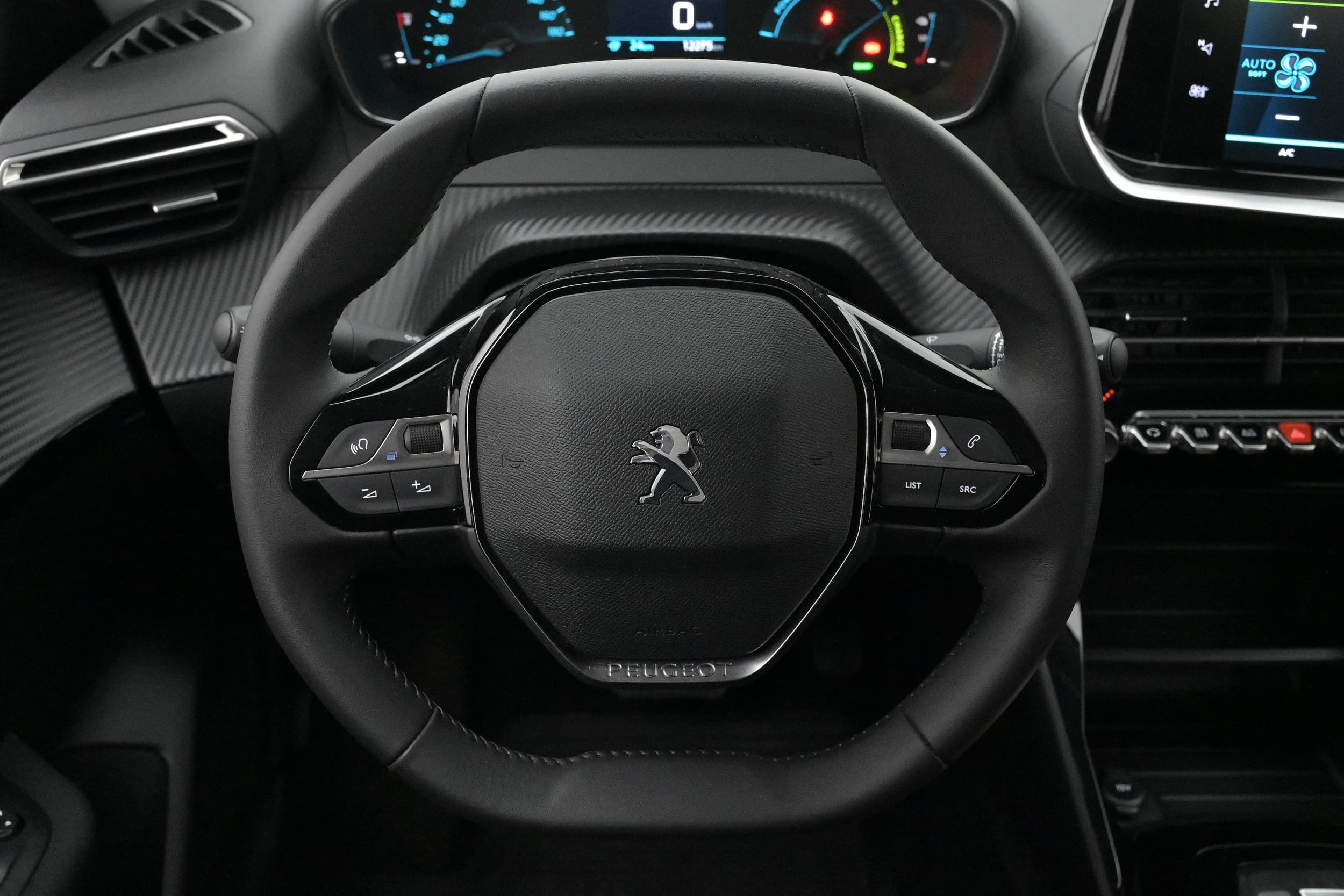 Peugeot e-208