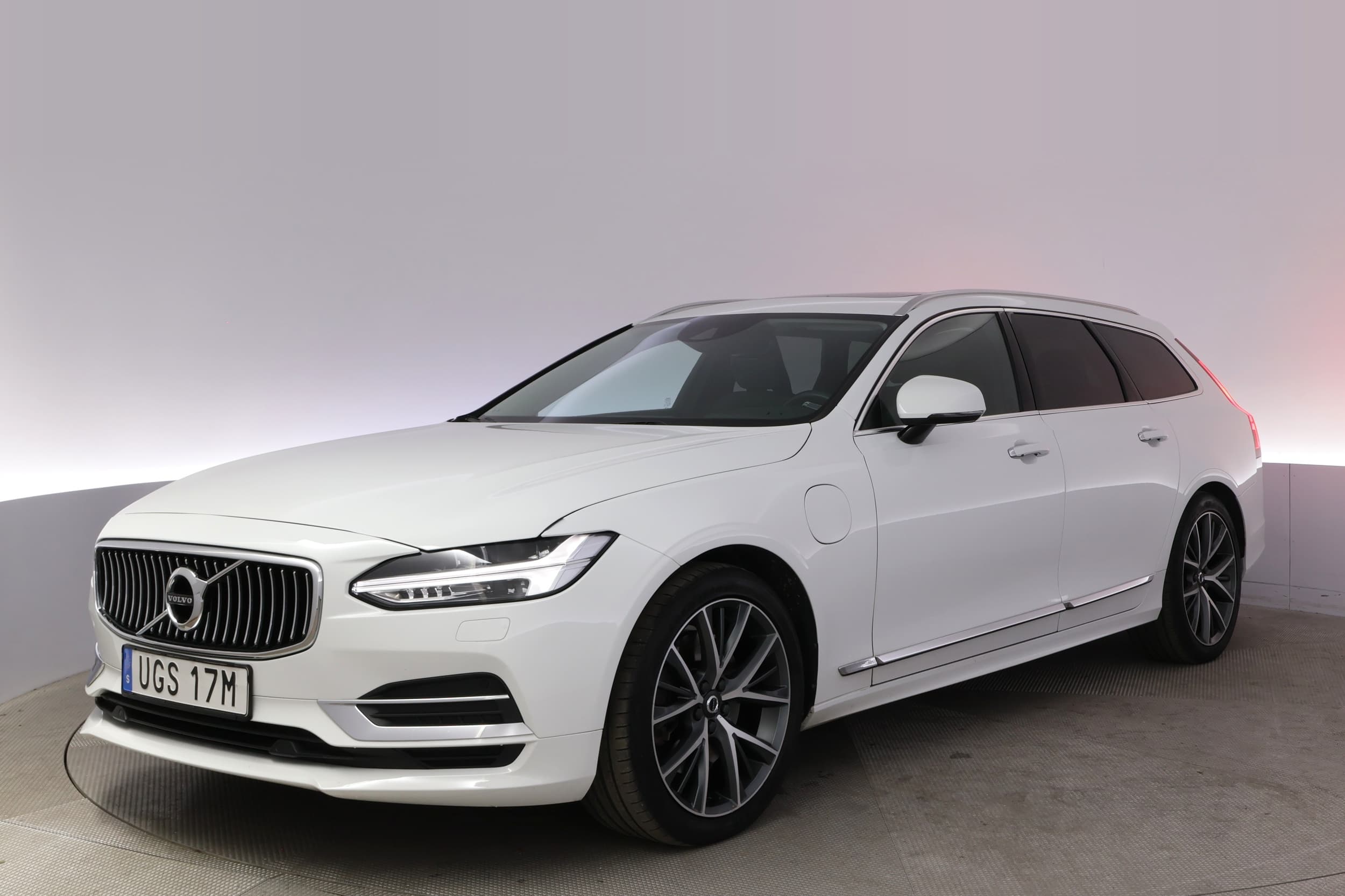Volvo V90