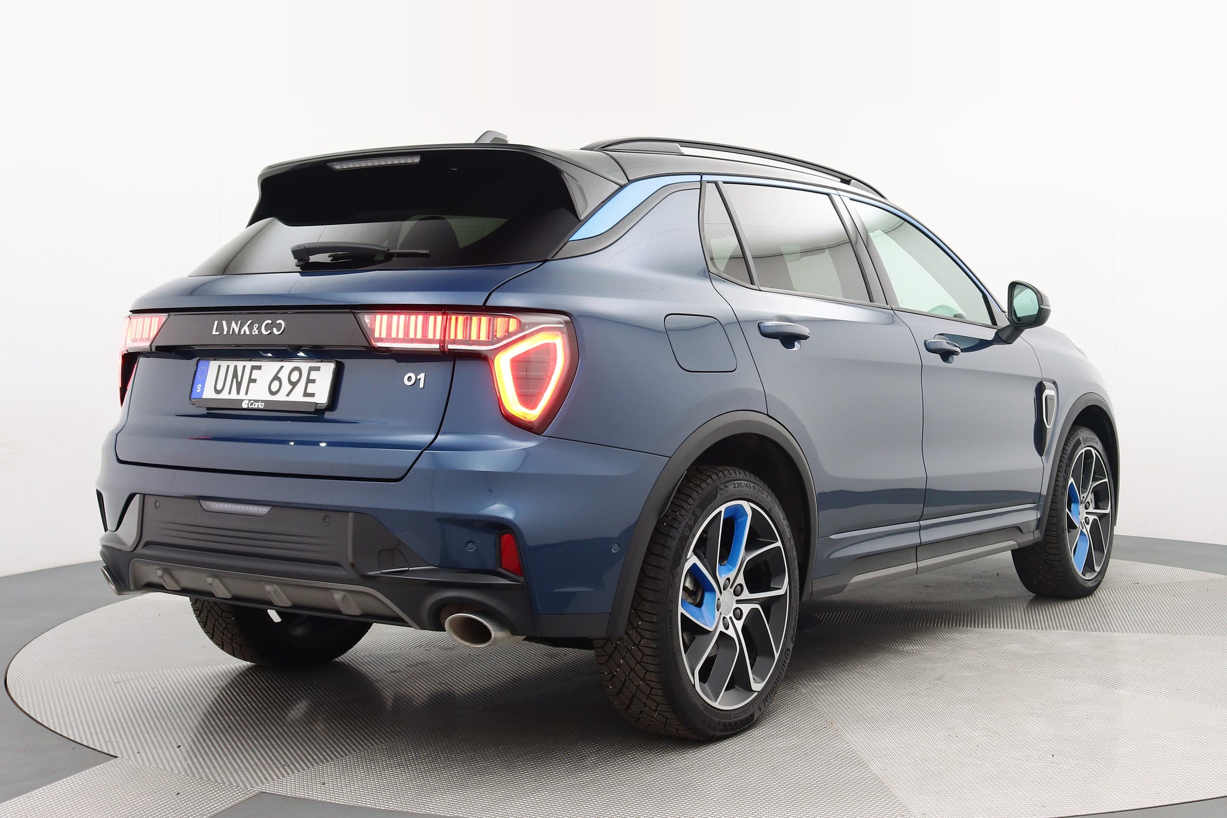 Lynk & Co 01