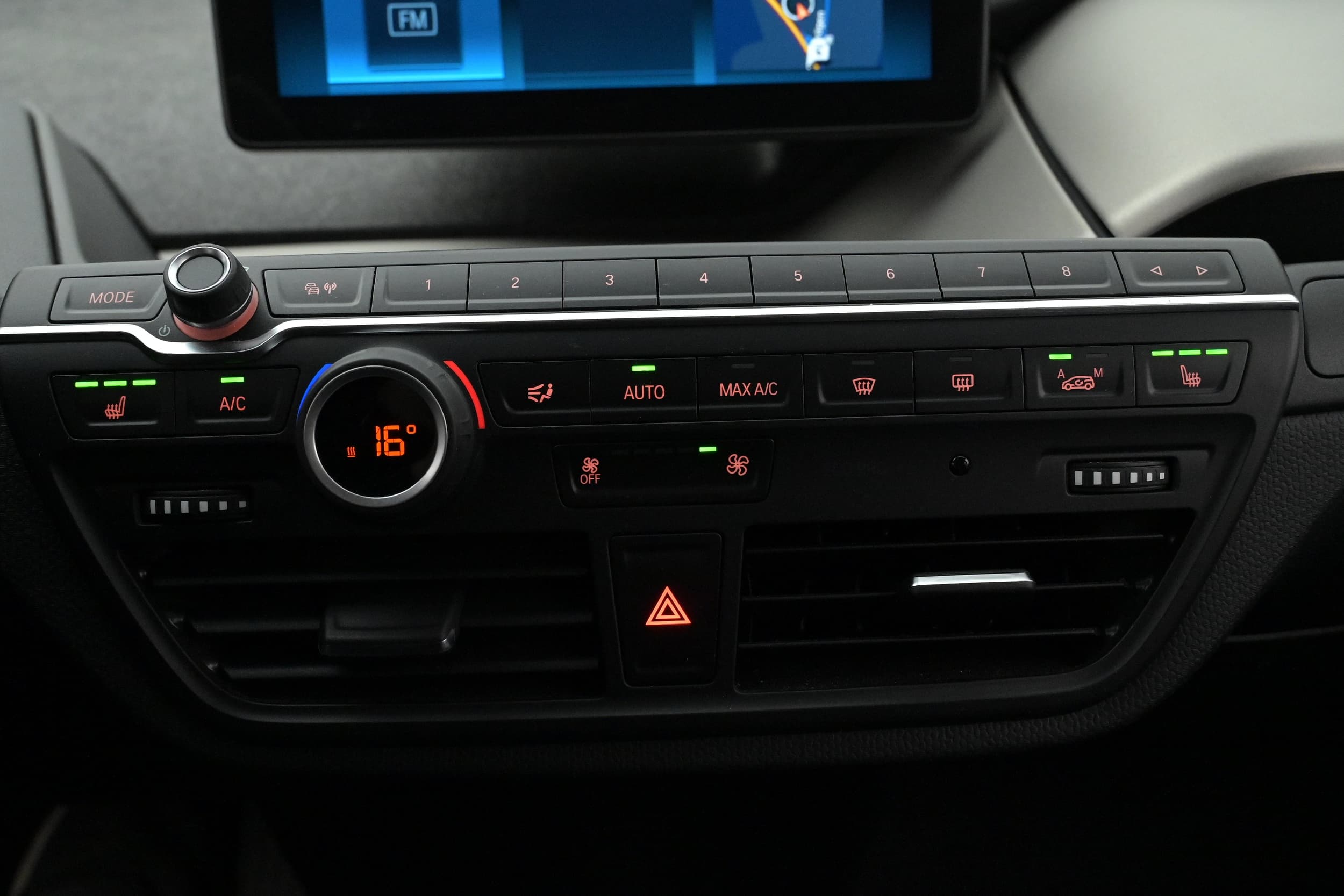 BMW i3s