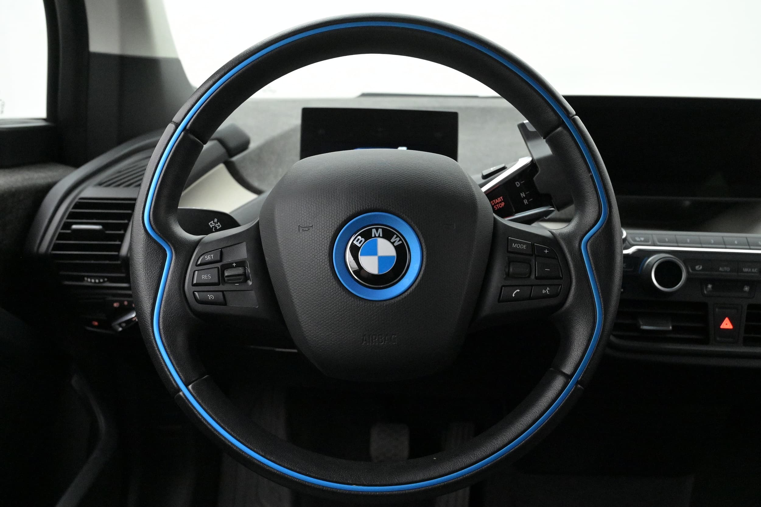 BMW i3s