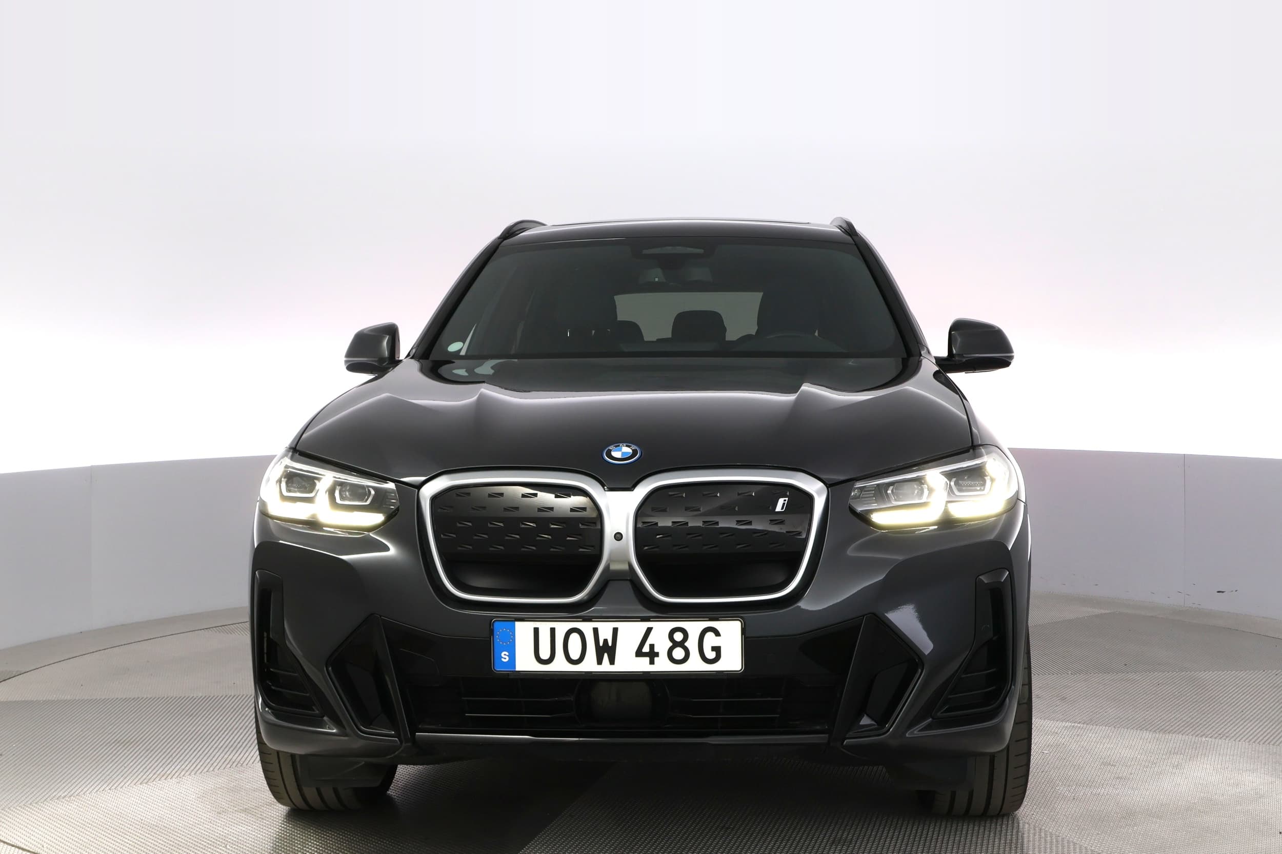 BMW iX3