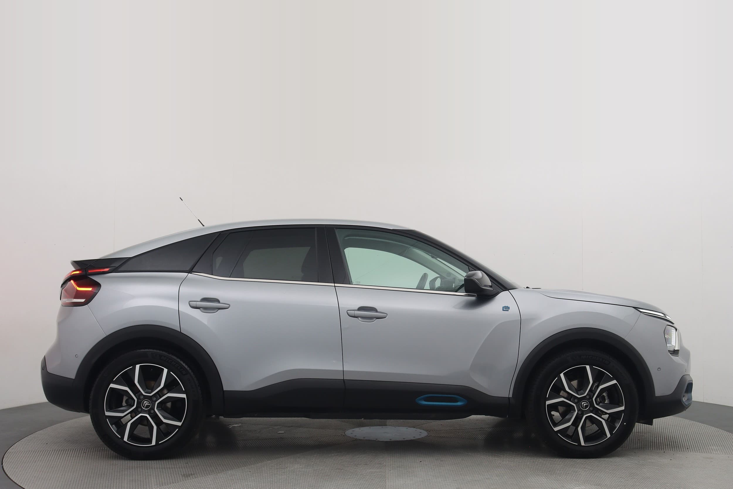 Citroën ë-C4