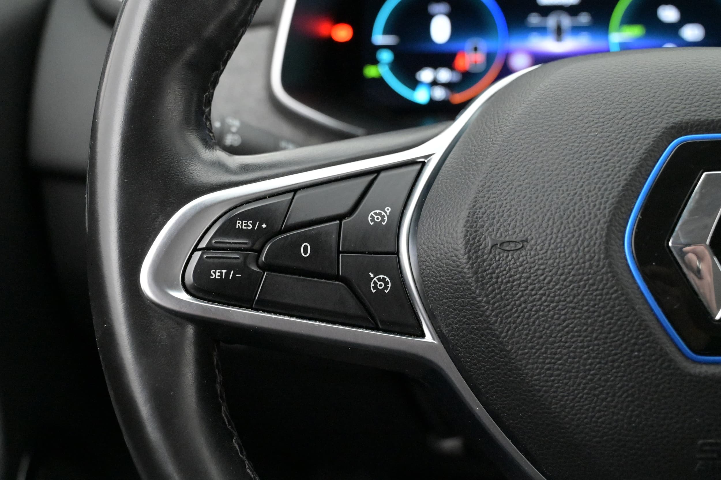 Multifunktionsratt med farthållare