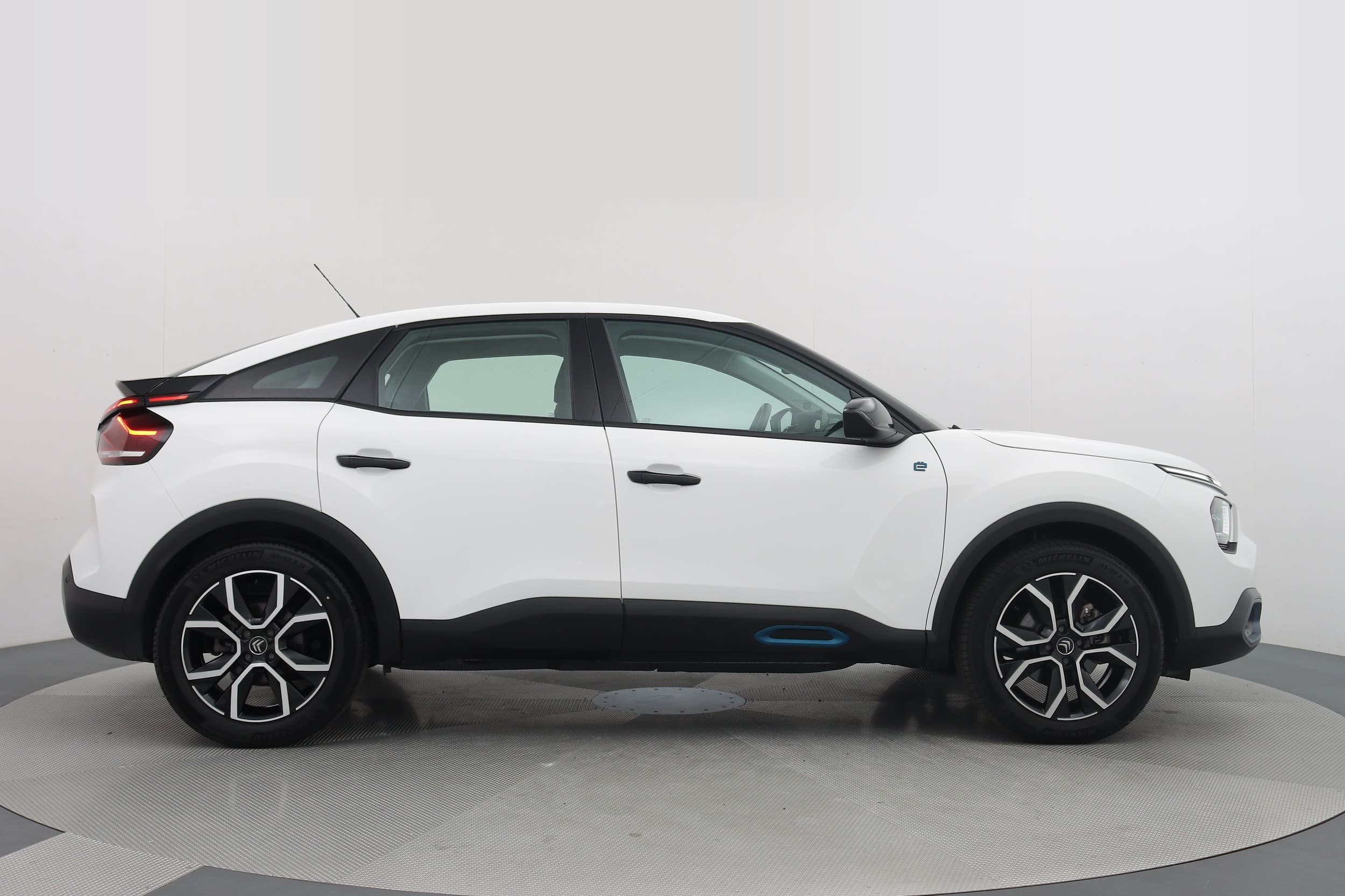 Citroën ë-C4