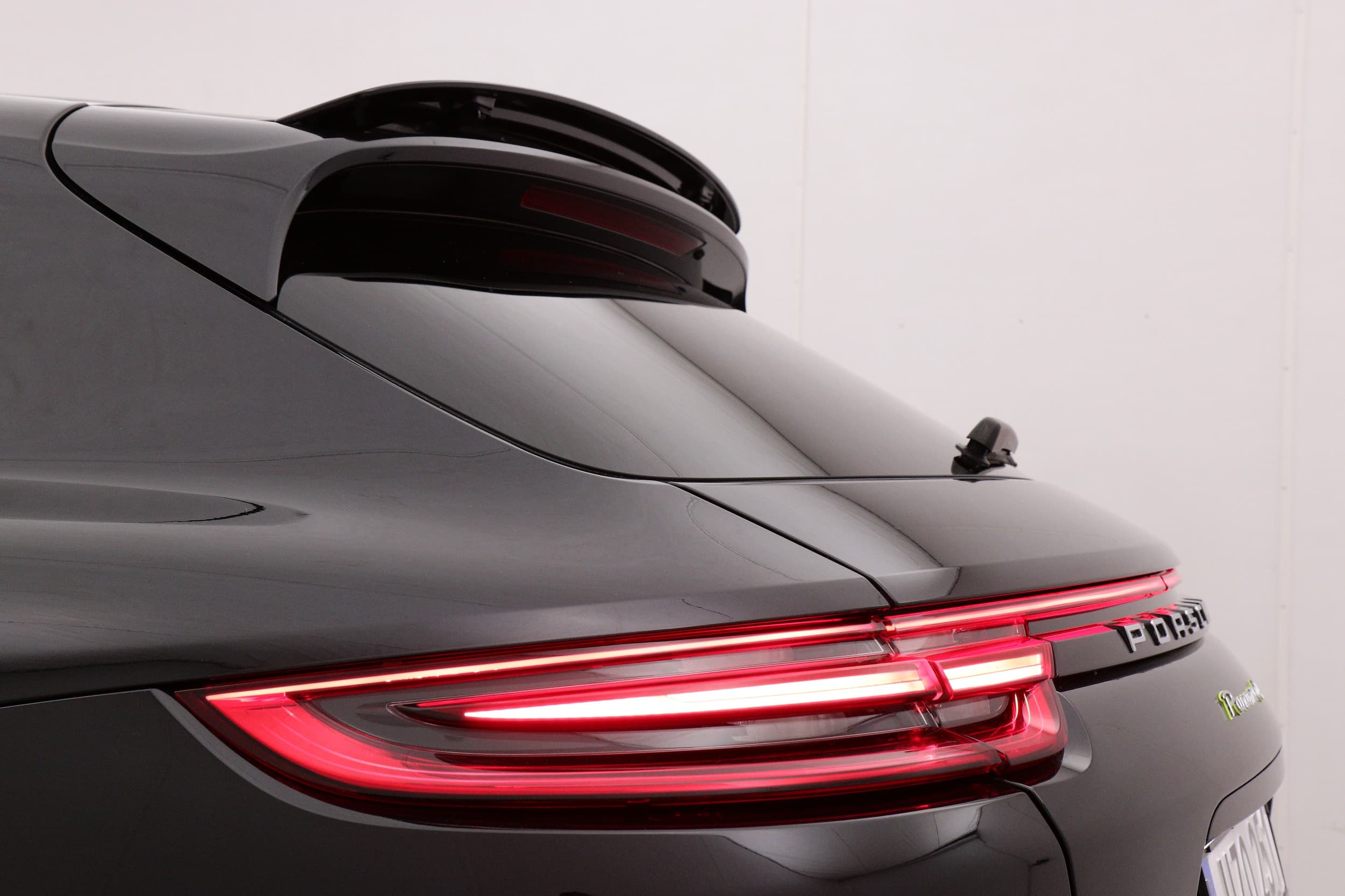 Porsche Panamera 4
