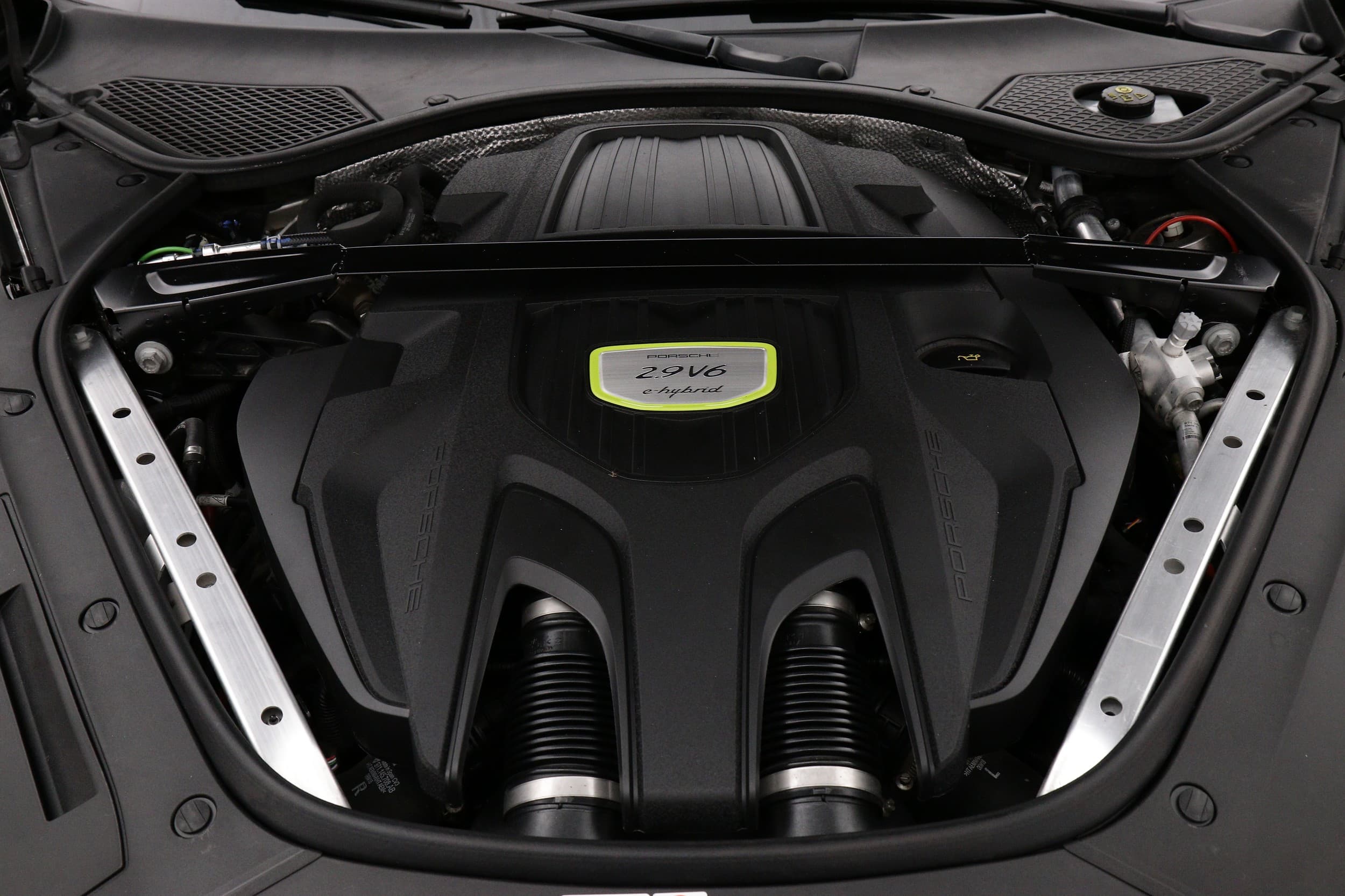 Porsche Panamera 4